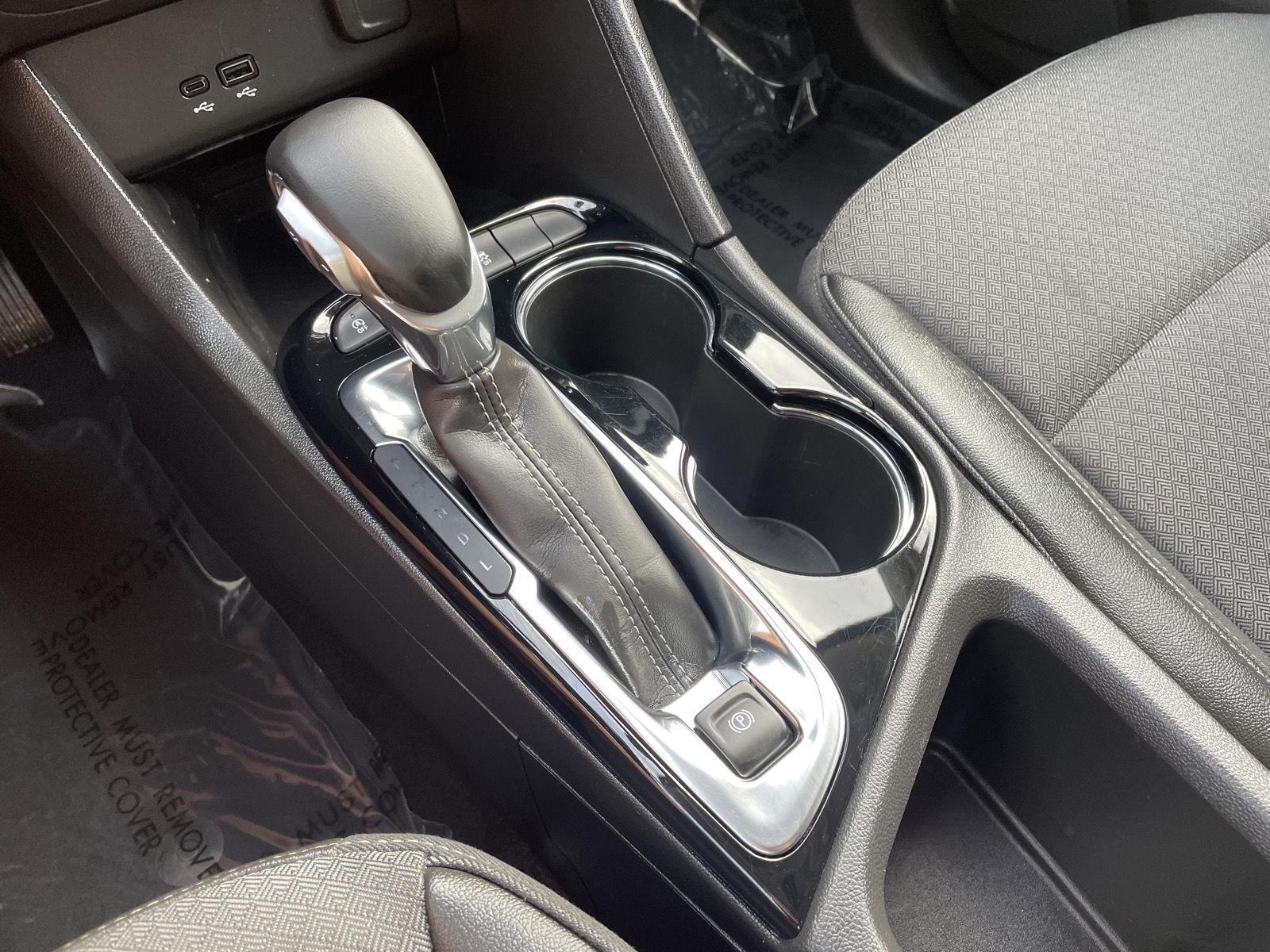 Vehicle photo 21