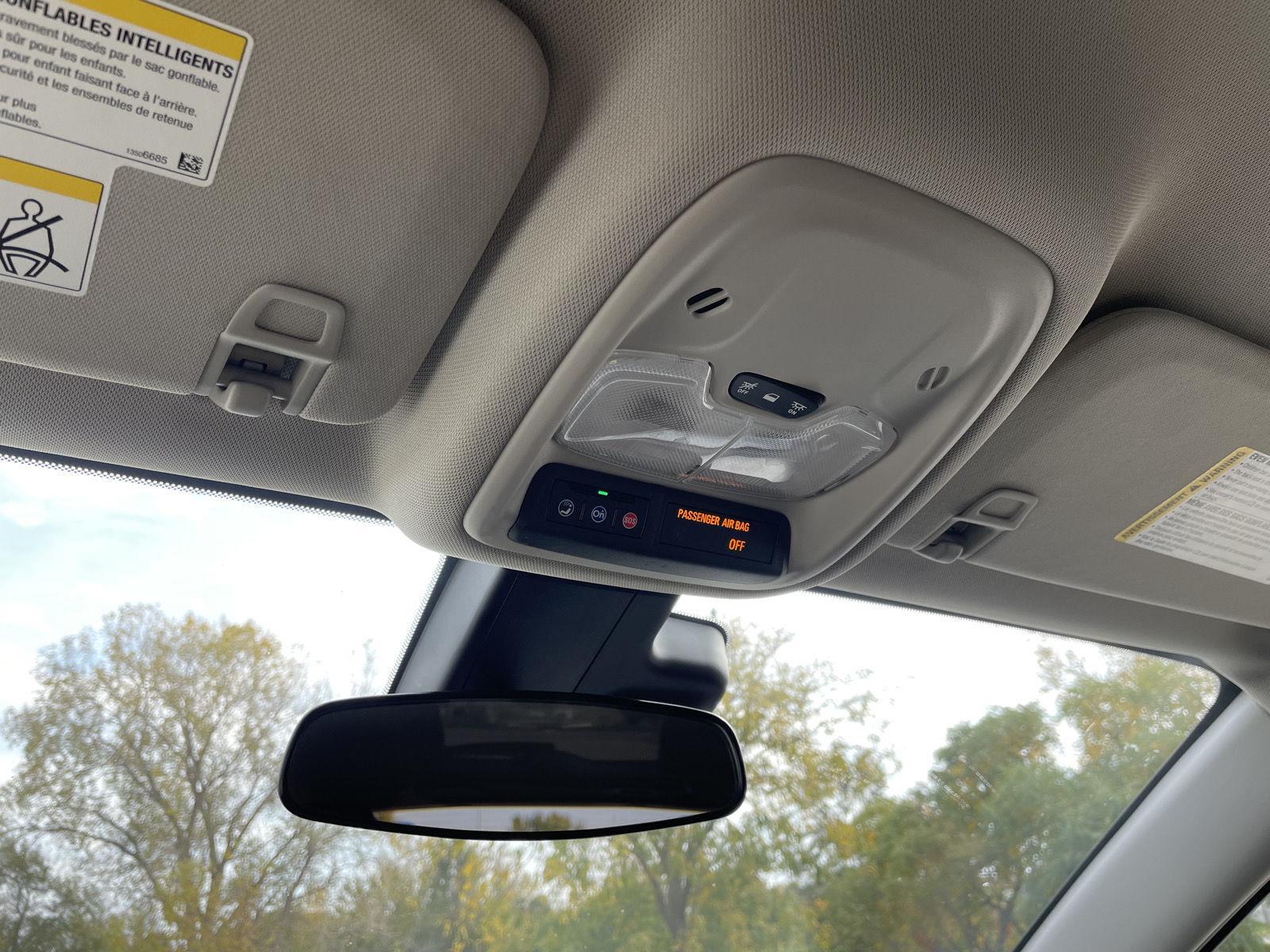 Vehicle photo 22