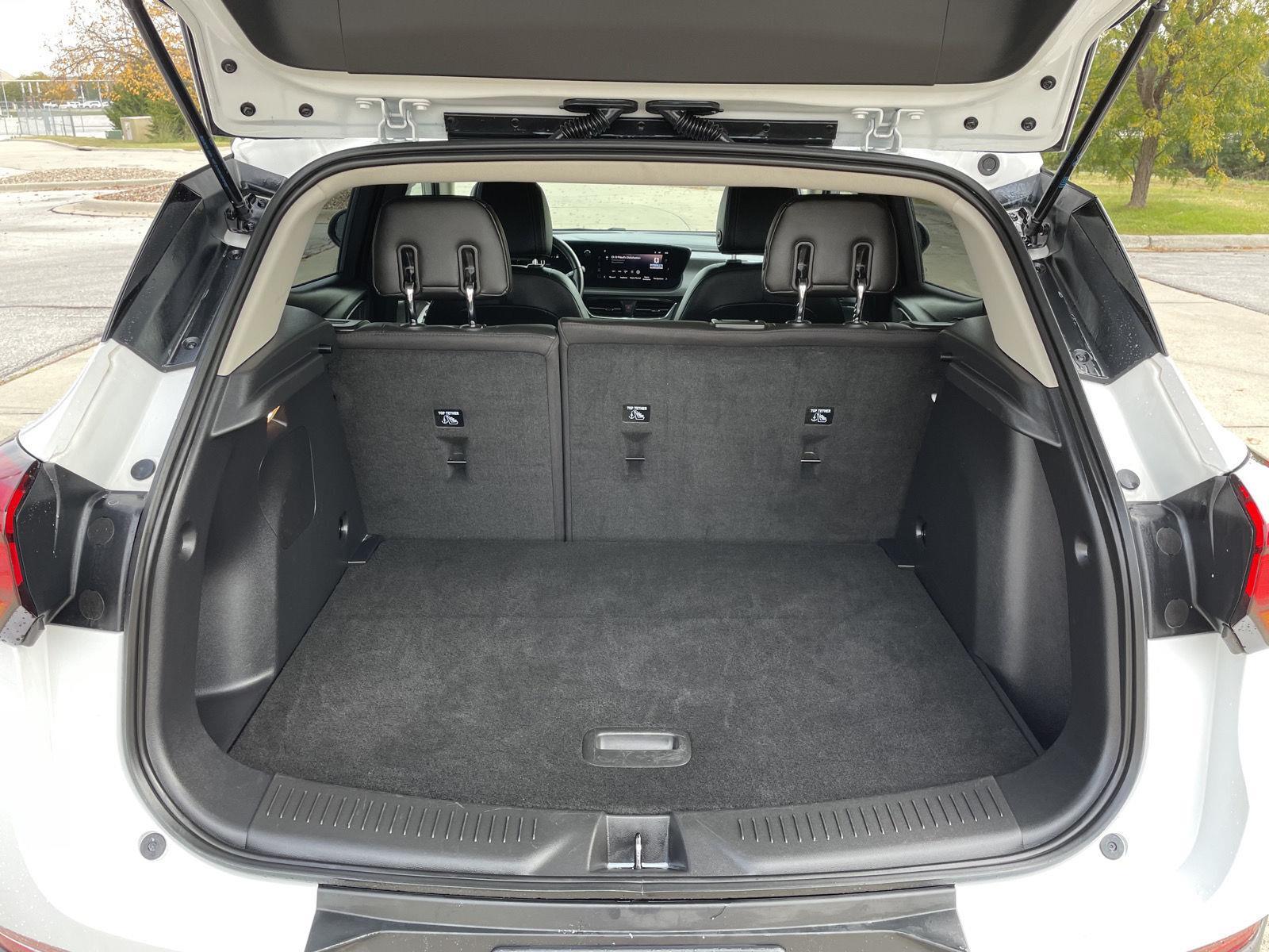 Vehicle photo 33