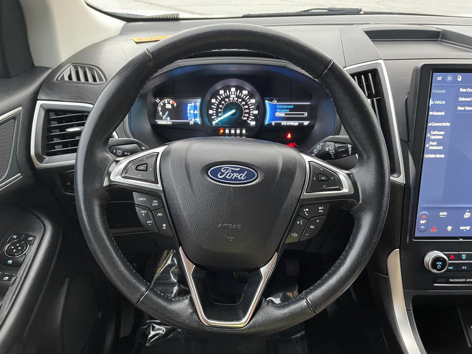 Vehicle photo 10