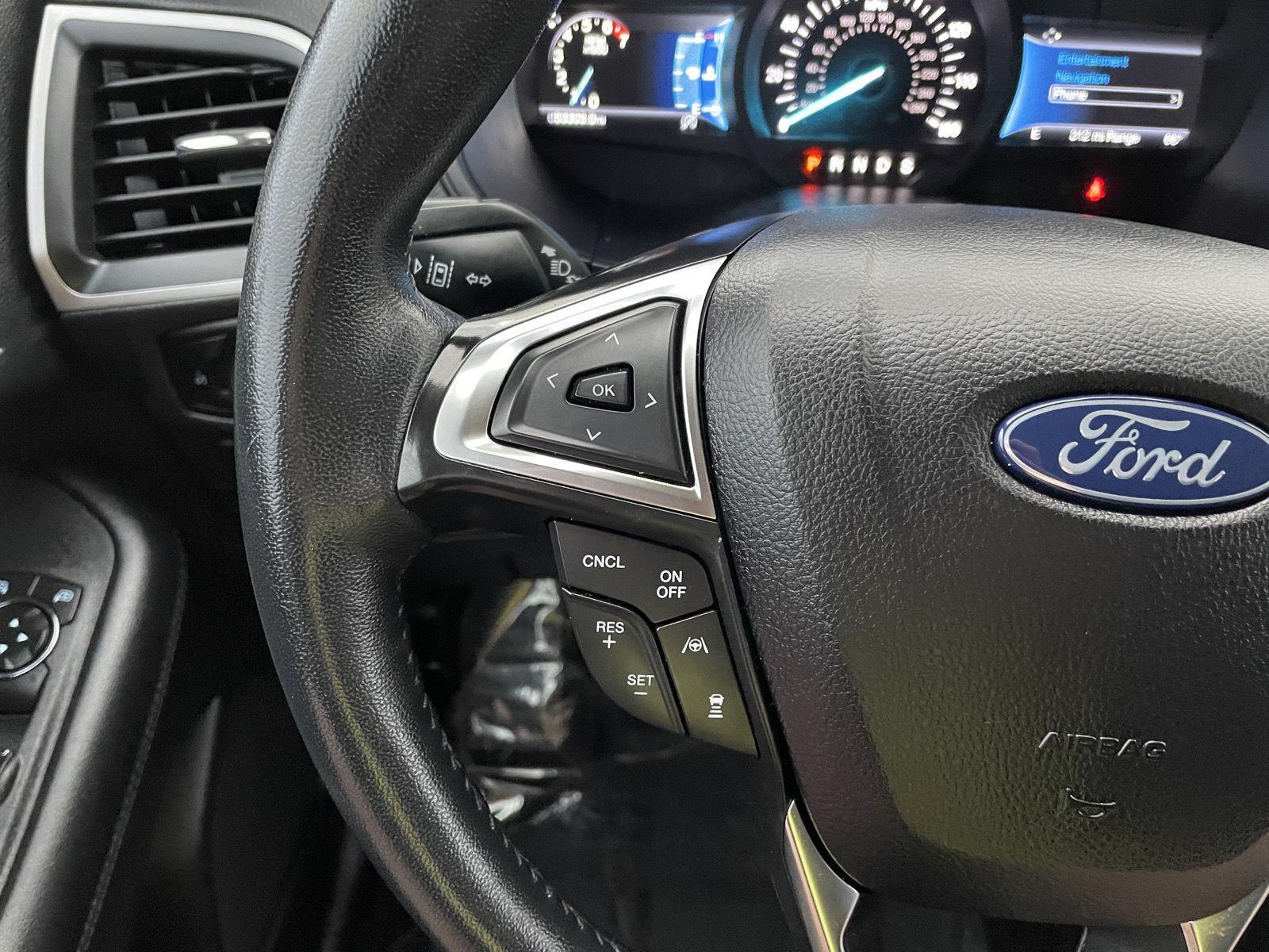 Vehicle photo 11