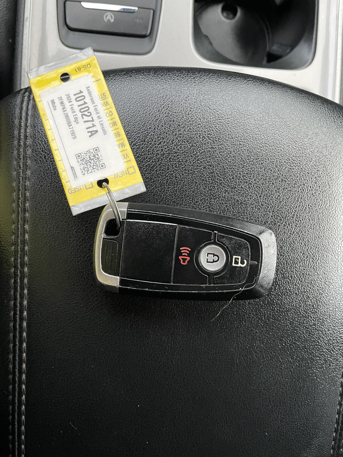 Vehicle photo 36