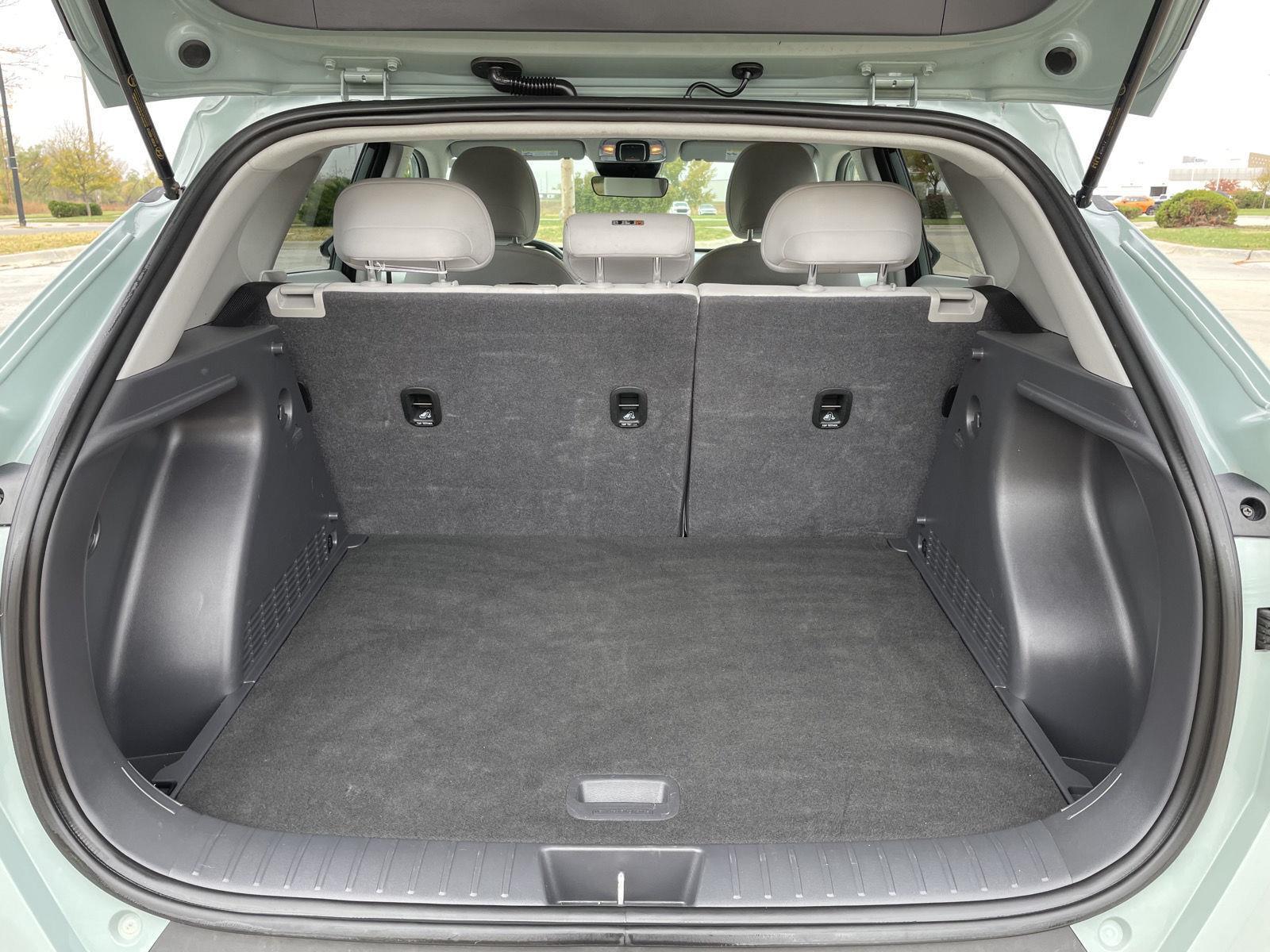 Vehicle photo 31