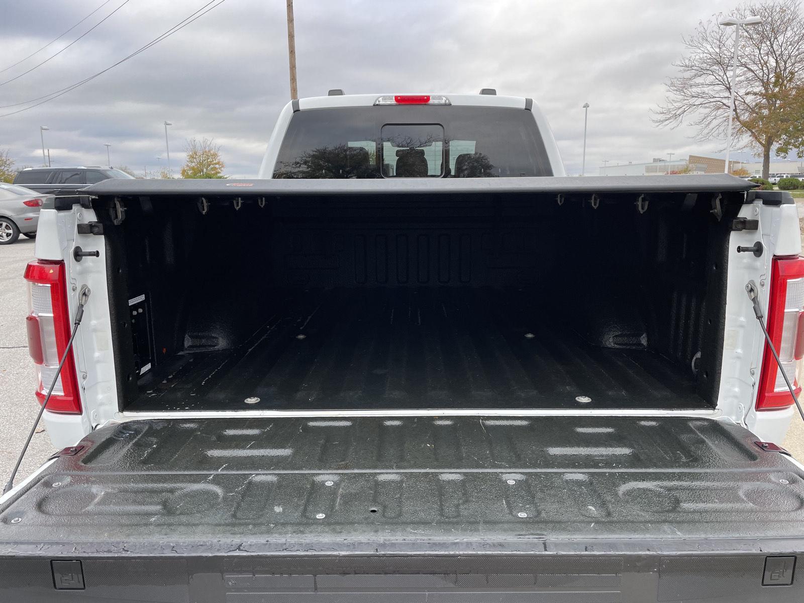 Vehicle photo 41