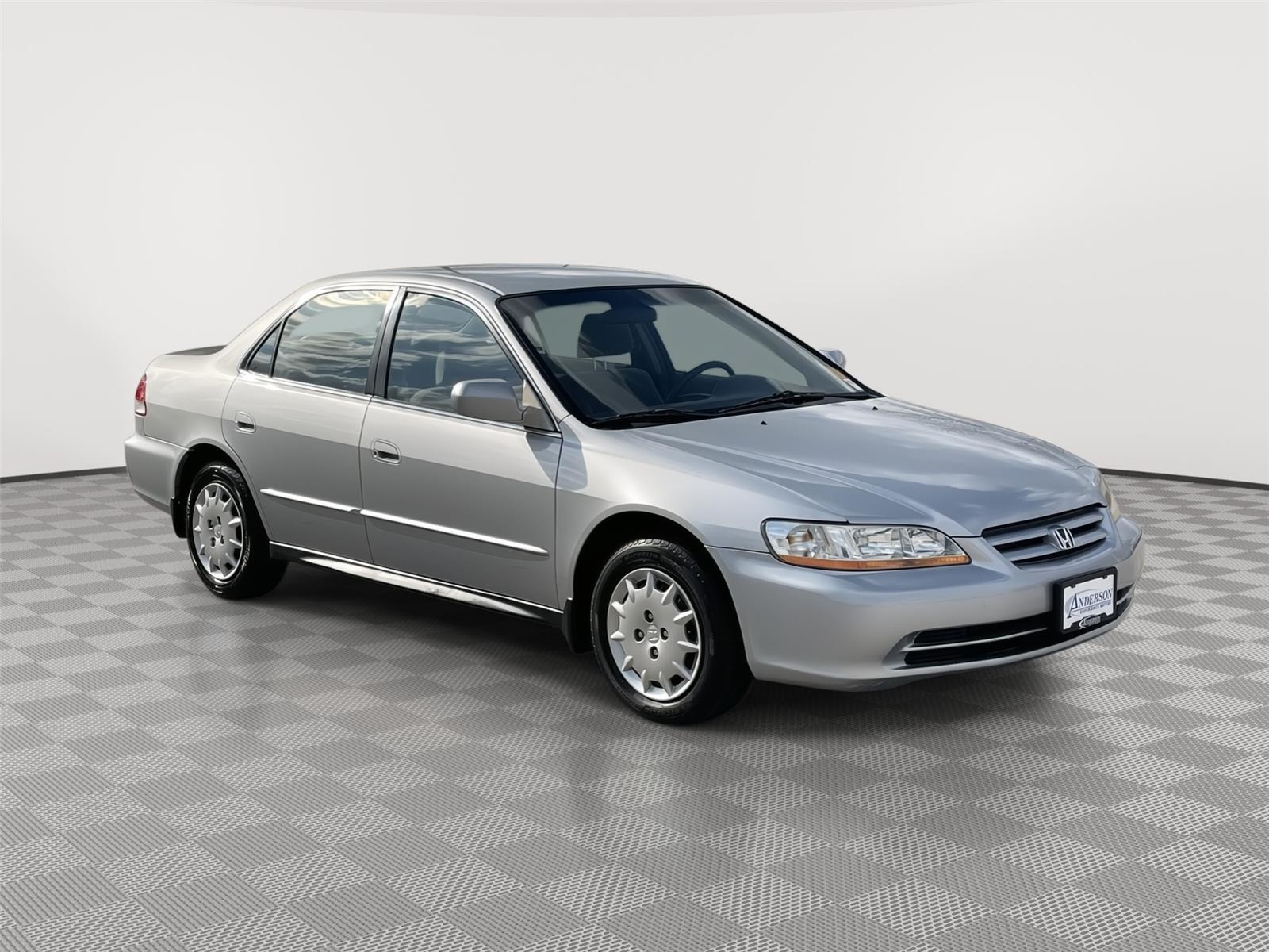 Vehicle photo 5