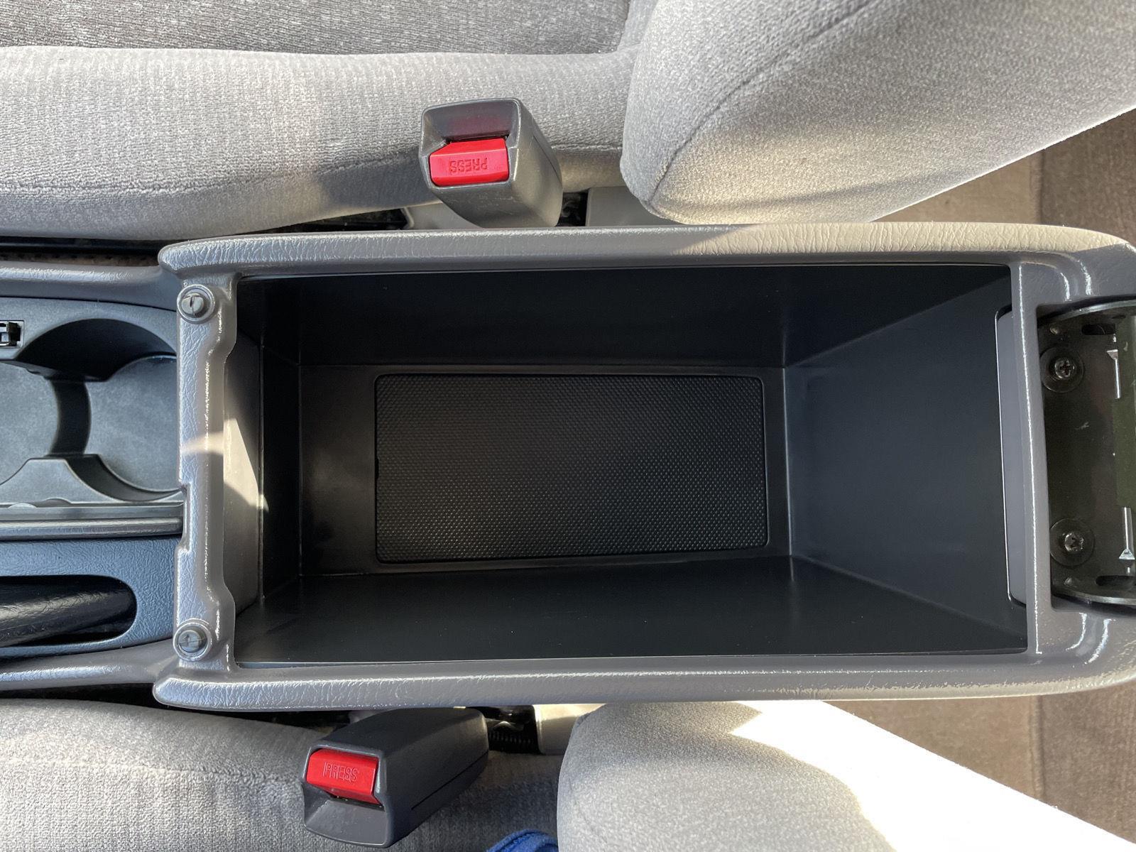 Vehicle photo 24