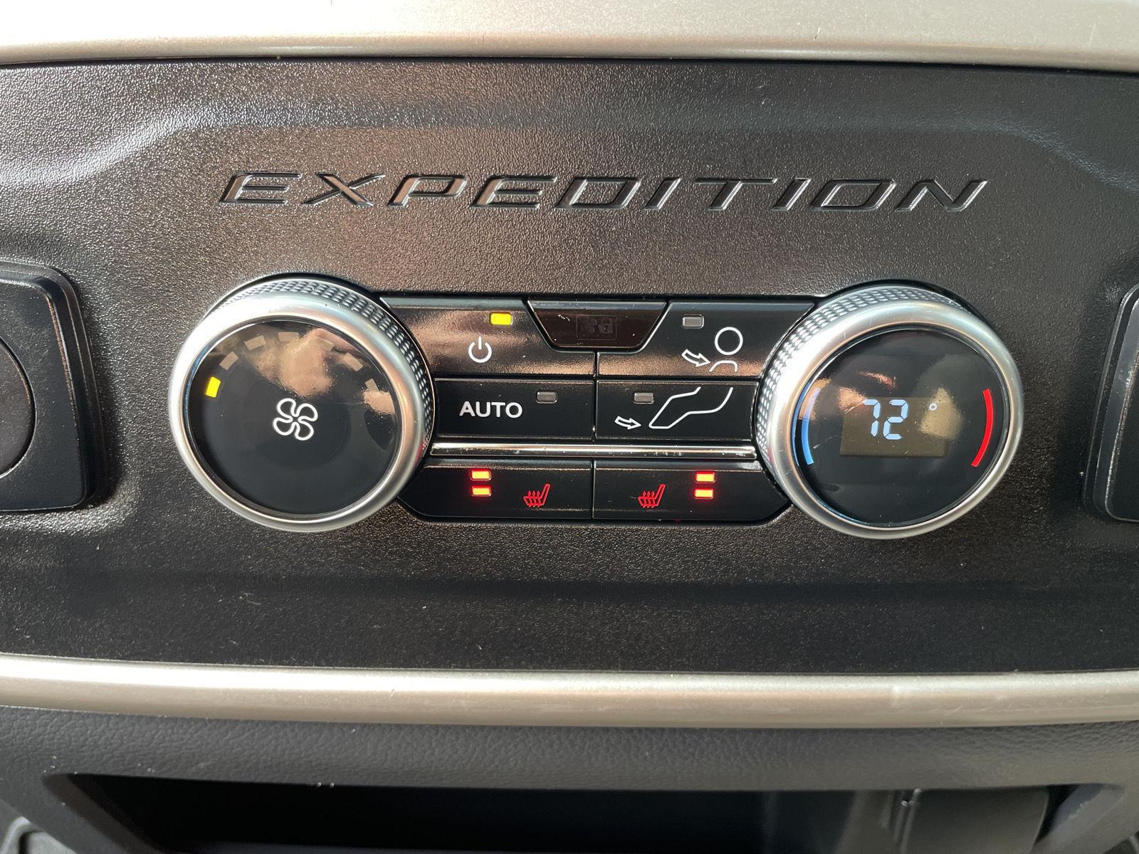 Vehicle photo 25