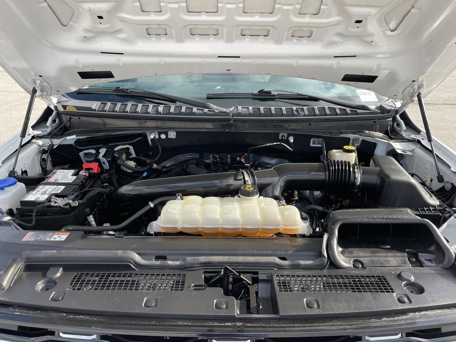 Vehicle photo 43