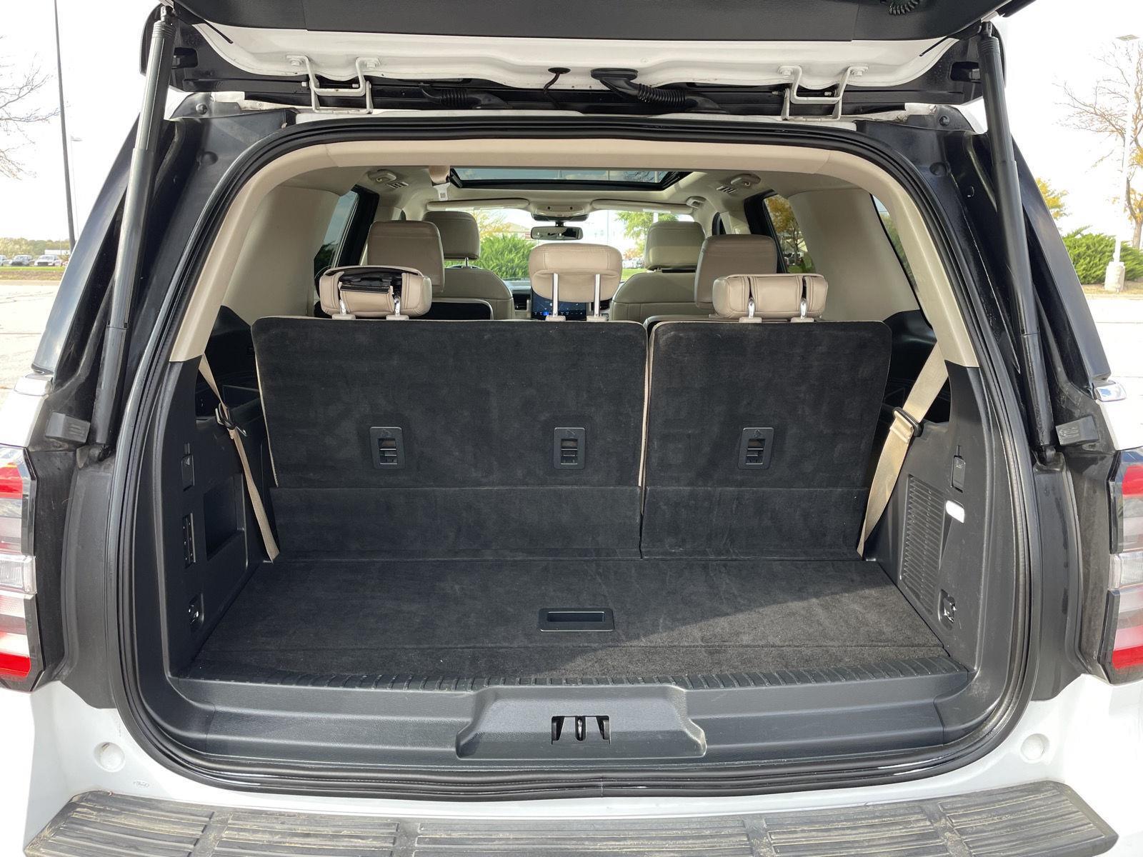 Vehicle photo 44
