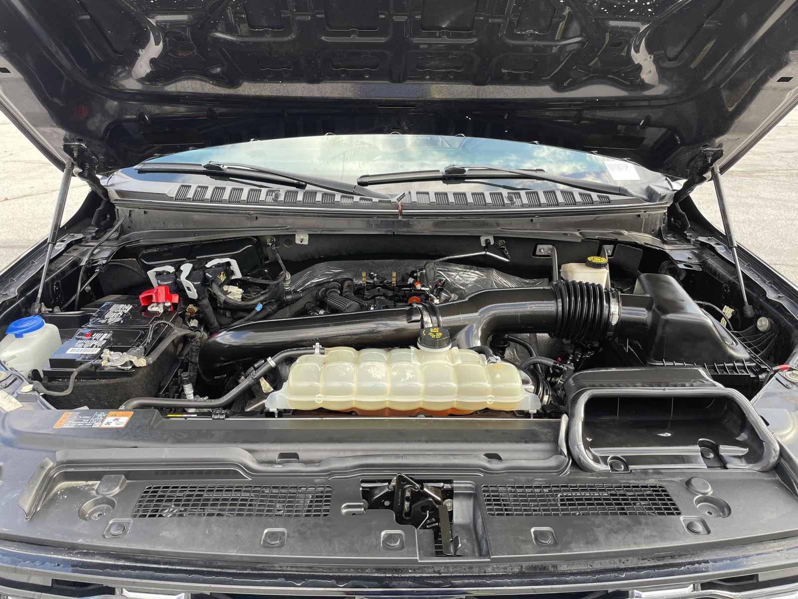 Vehicle photo 43