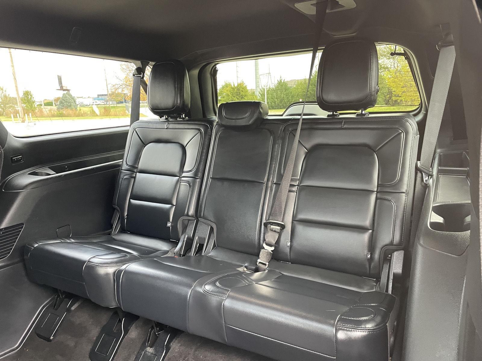 Vehicle photo 22