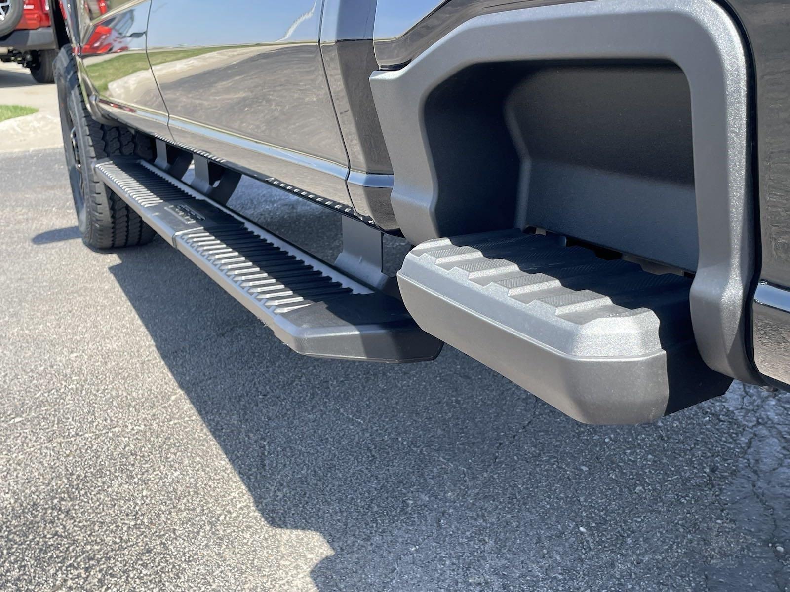 New 2024 Ford Super Duty F-350 SRW XL Crew Cab Truck for sale in Lincoln NE