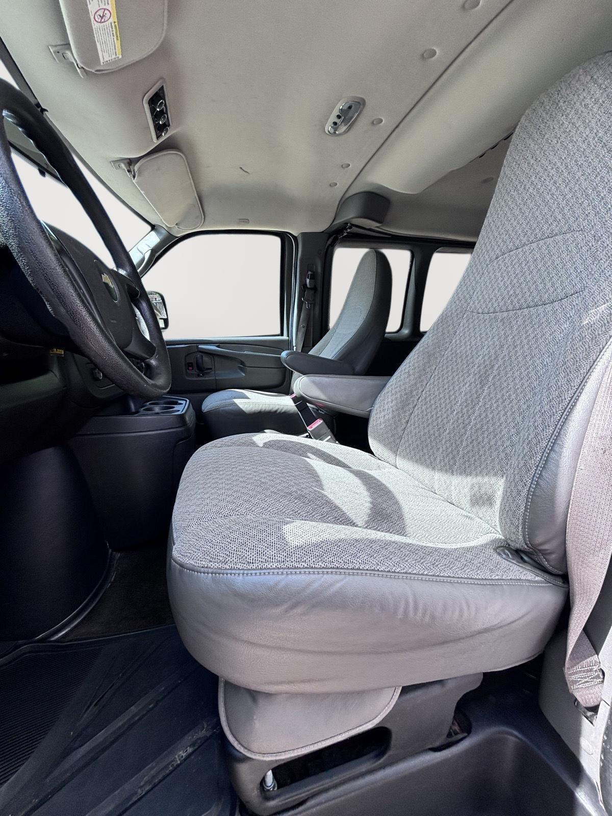 Chevrolet Express 3500