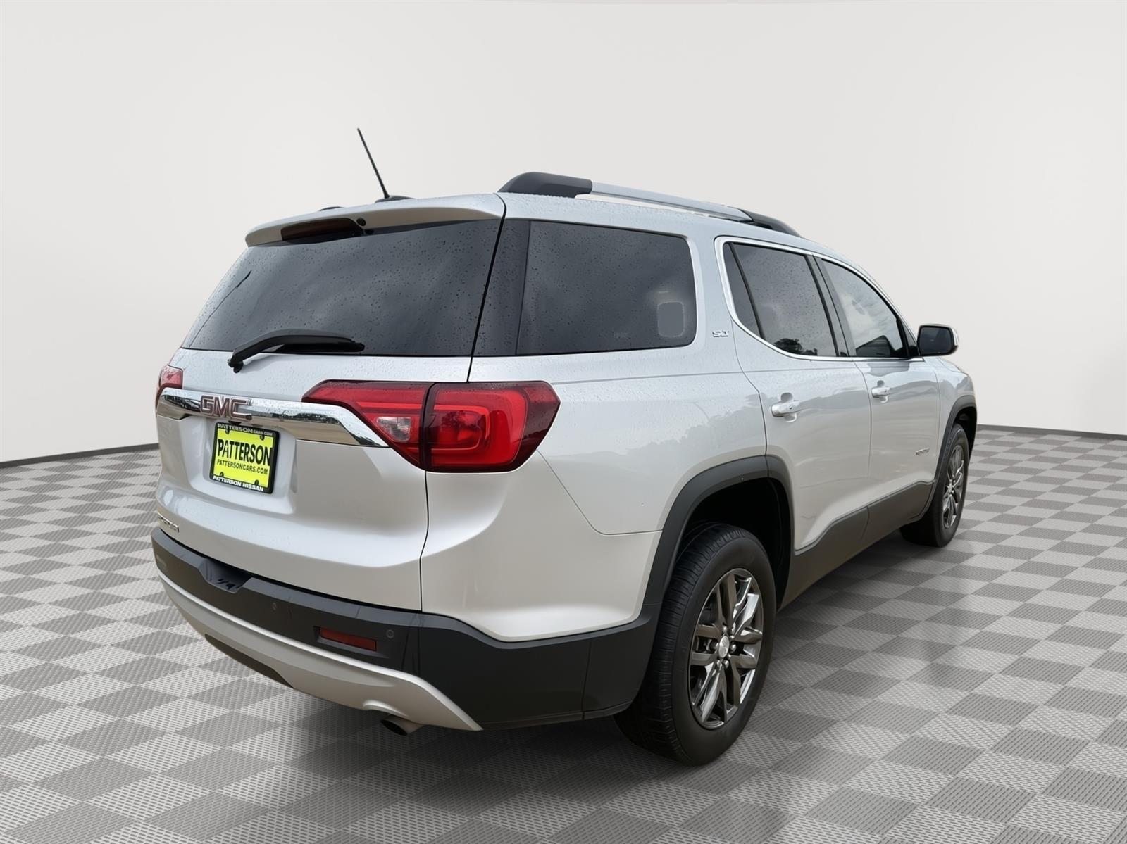 GMC Acadia