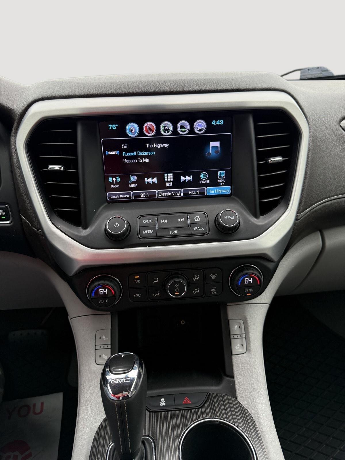 GMC Acadia