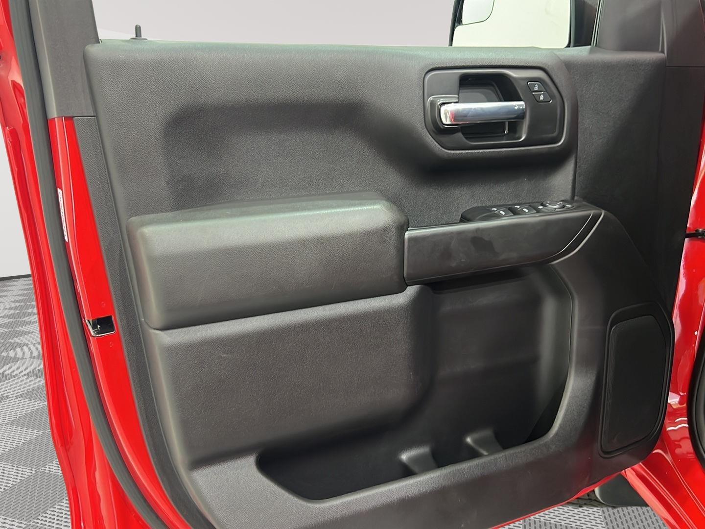 2023 Chevrolet Silverado 1500 RST photo 32
