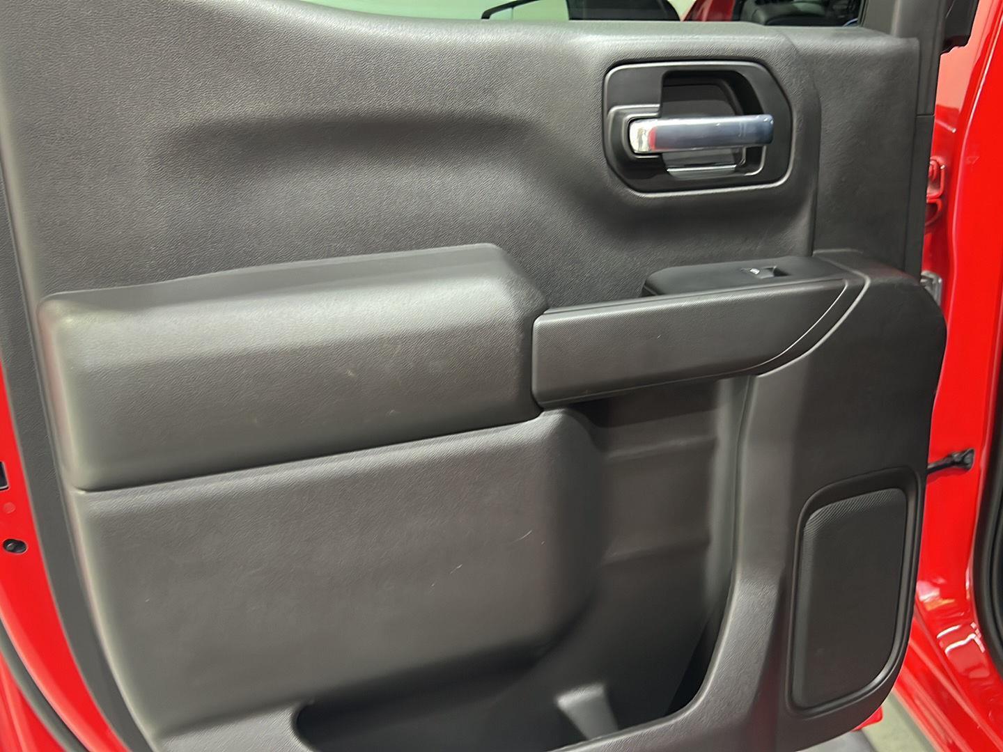2023 Chevrolet Silverado 1500 RST photo 39