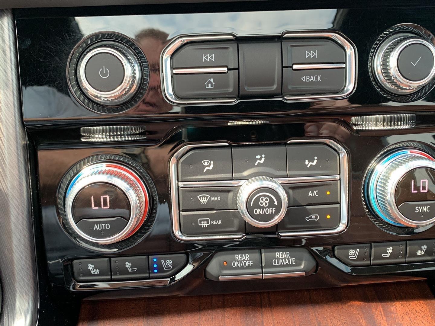 2023 Gmc Yukon Denali Ultimate photo 7