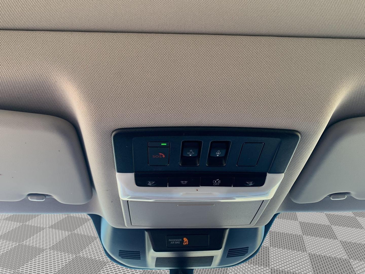 2023 Nissan Rogue Platinum photo 7