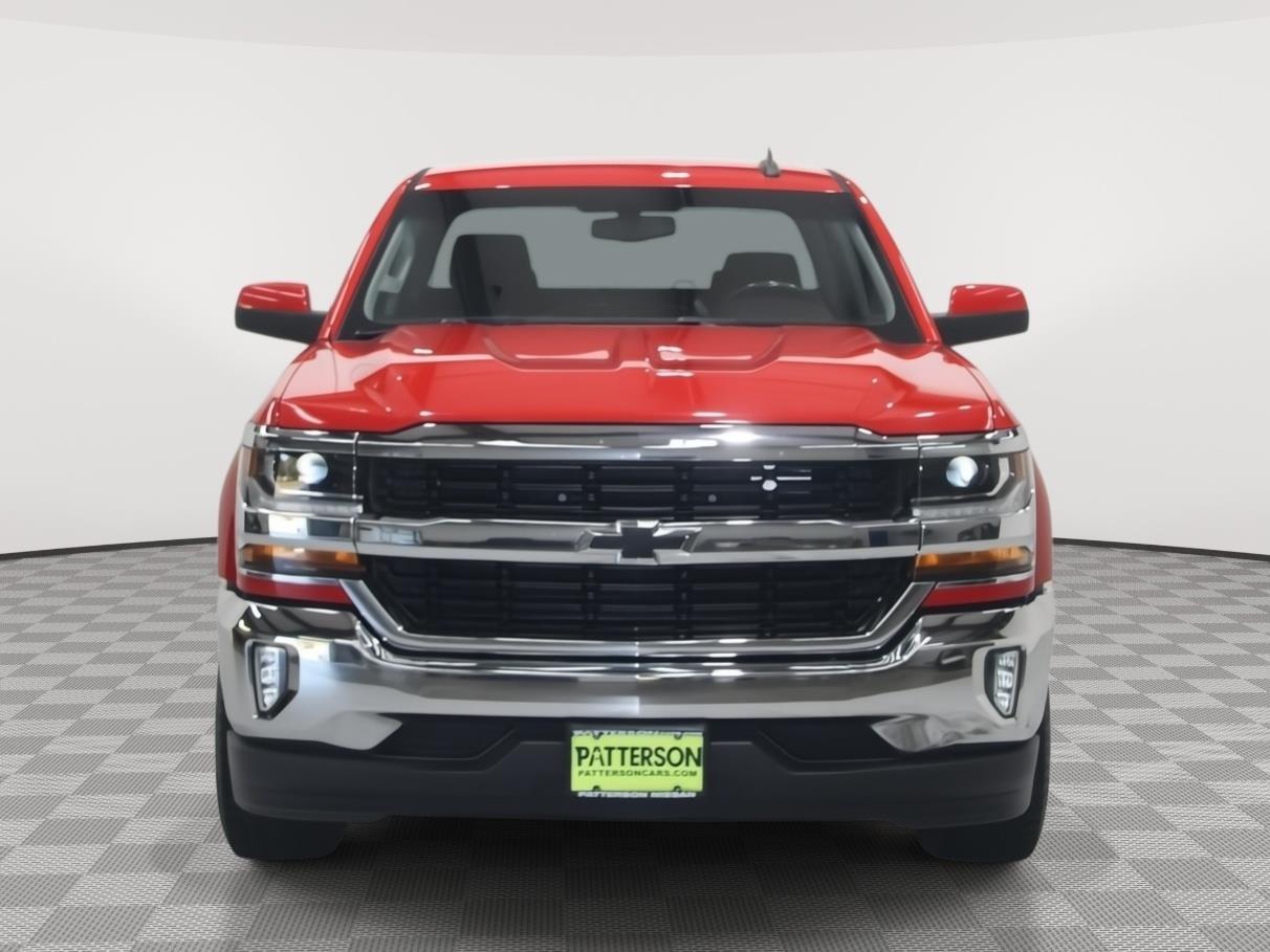 2018 Chevrolet Silverado 1500 LT photo 3