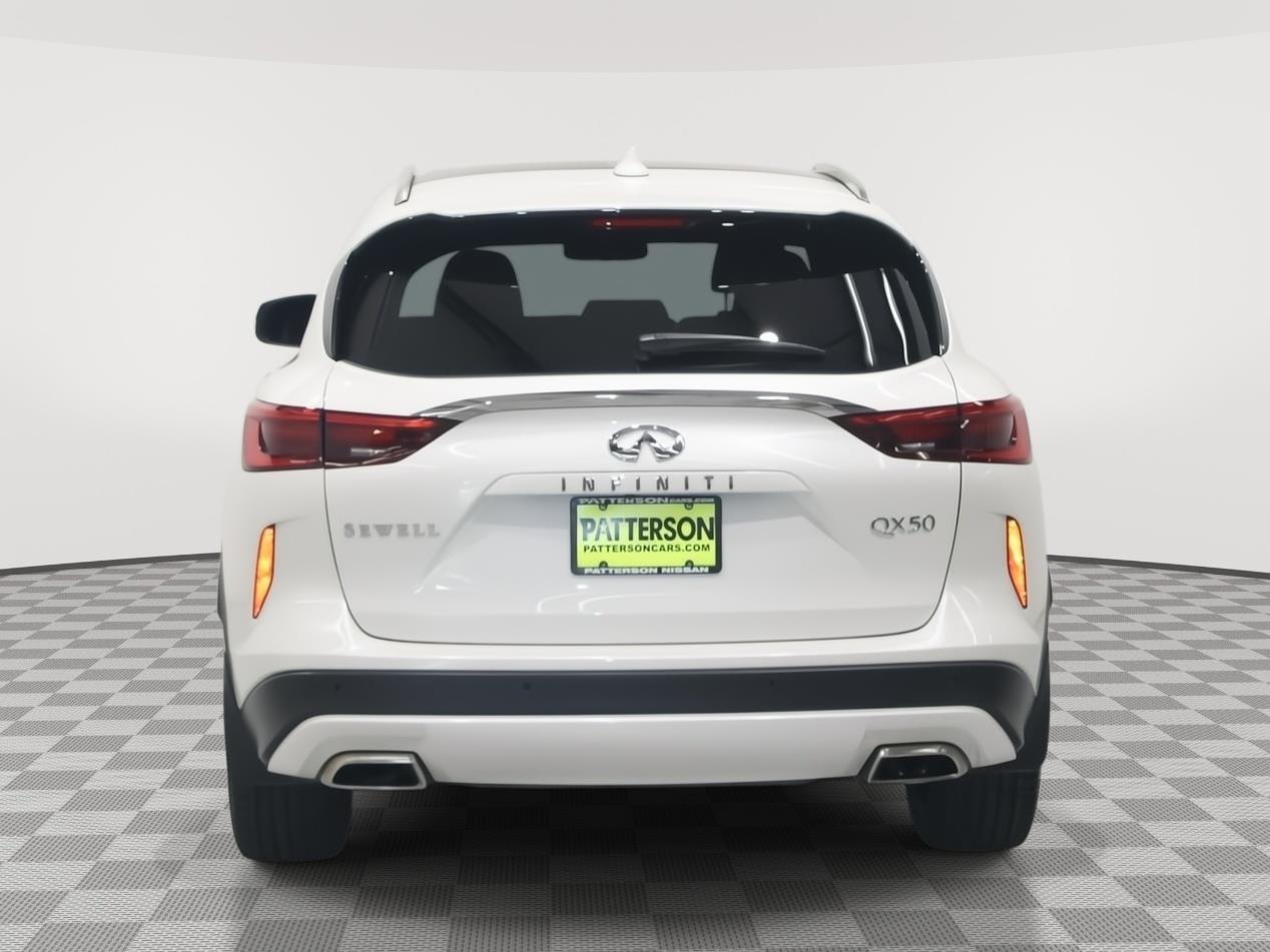 2016 Infiniti QX70 Base photo 27