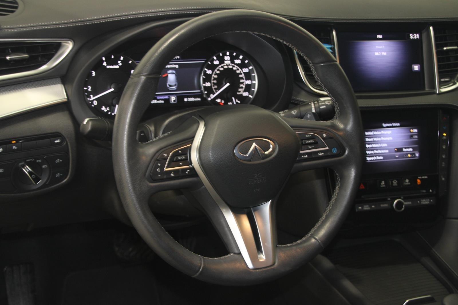 2016 Infiniti QX70 Base photo 38
