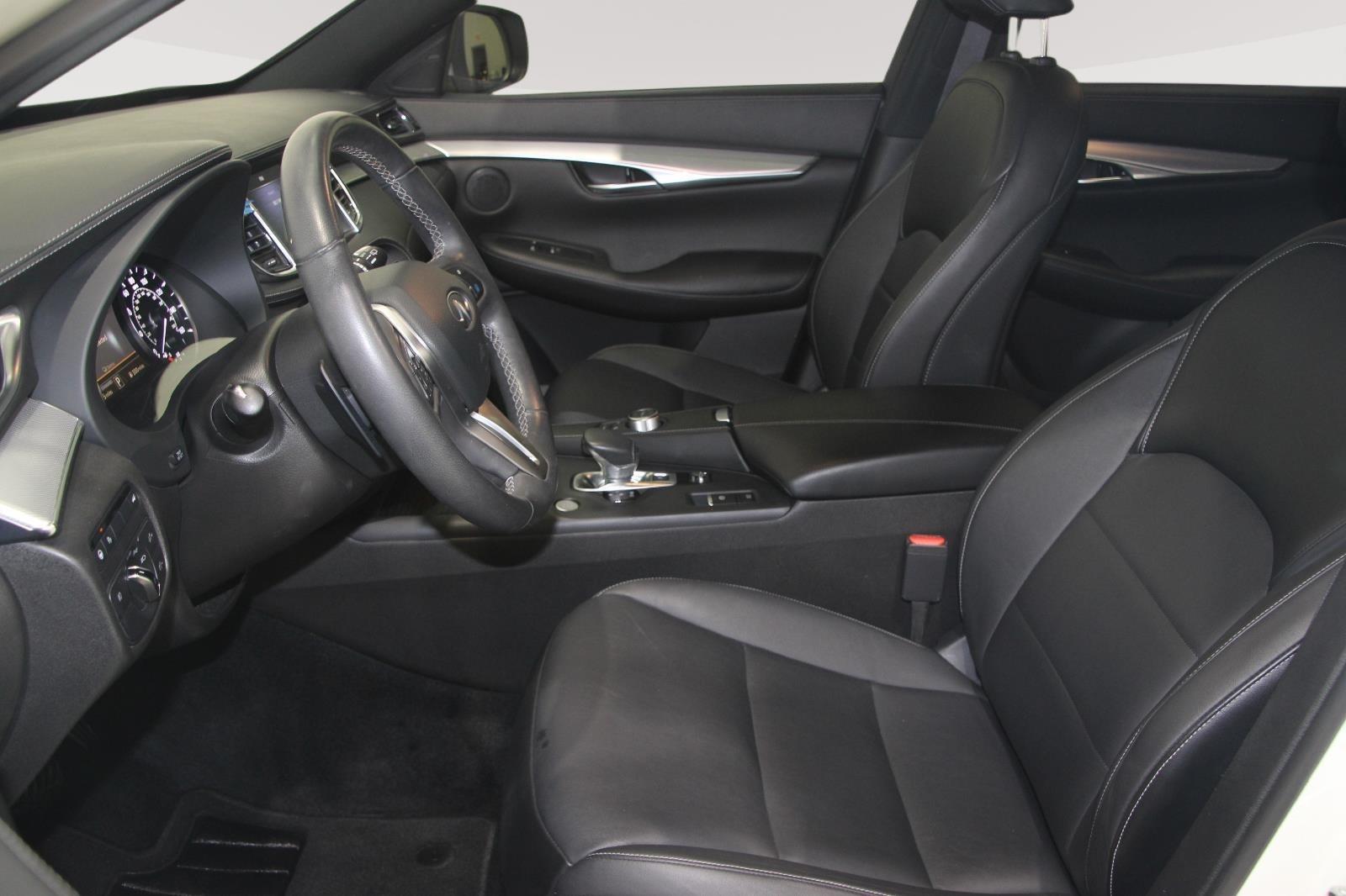 2016 Infiniti QX70 Base photo 39