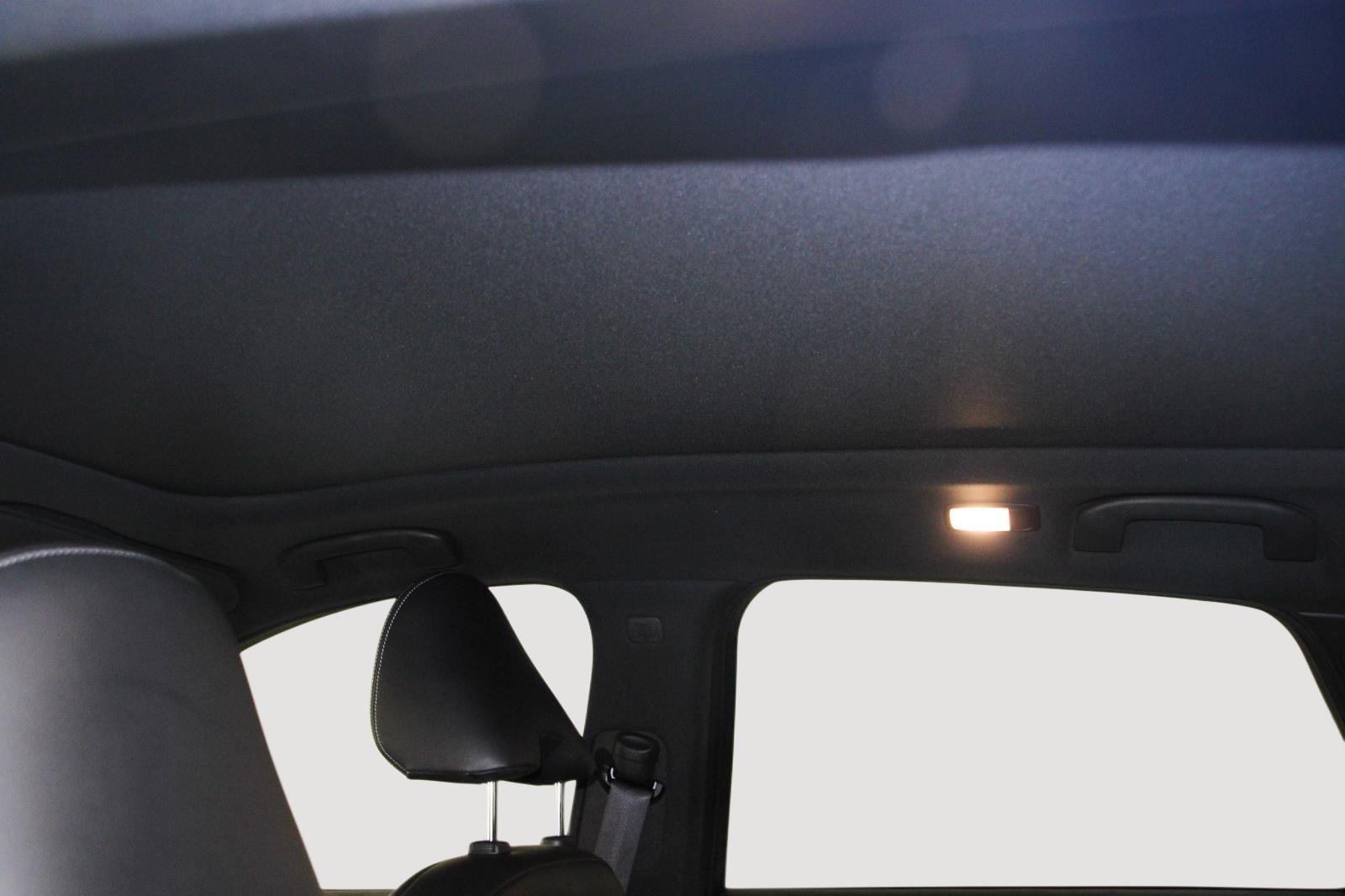 2016 Infiniti QX70 Base photo 31
