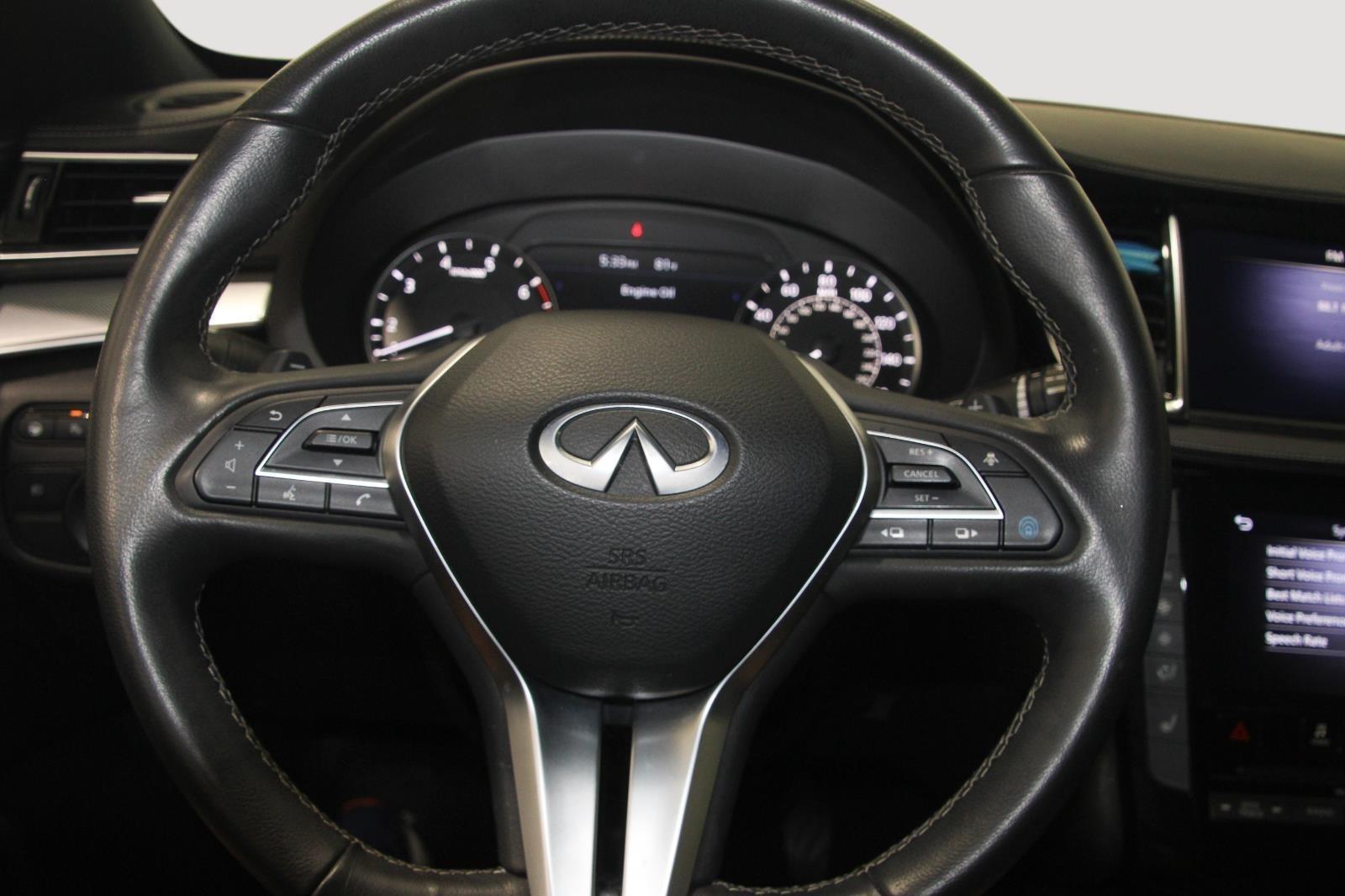 2016 Infiniti QX70 Base photo 37