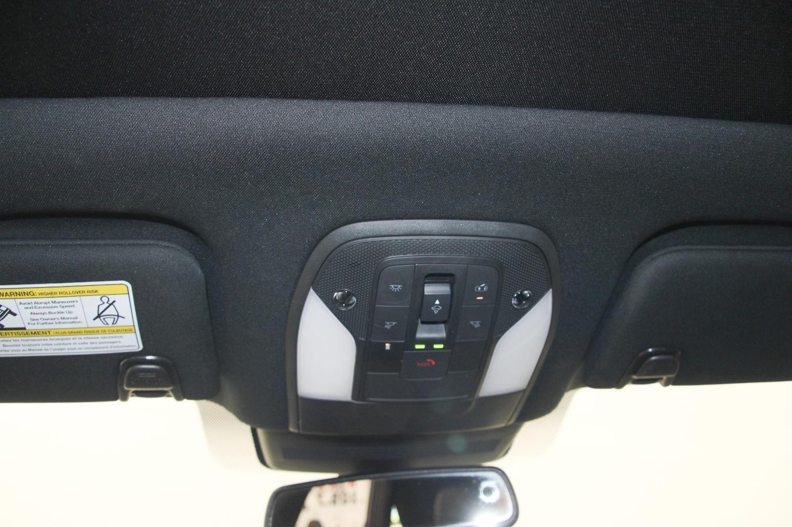 2016 Infiniti QX70 Base photo 30