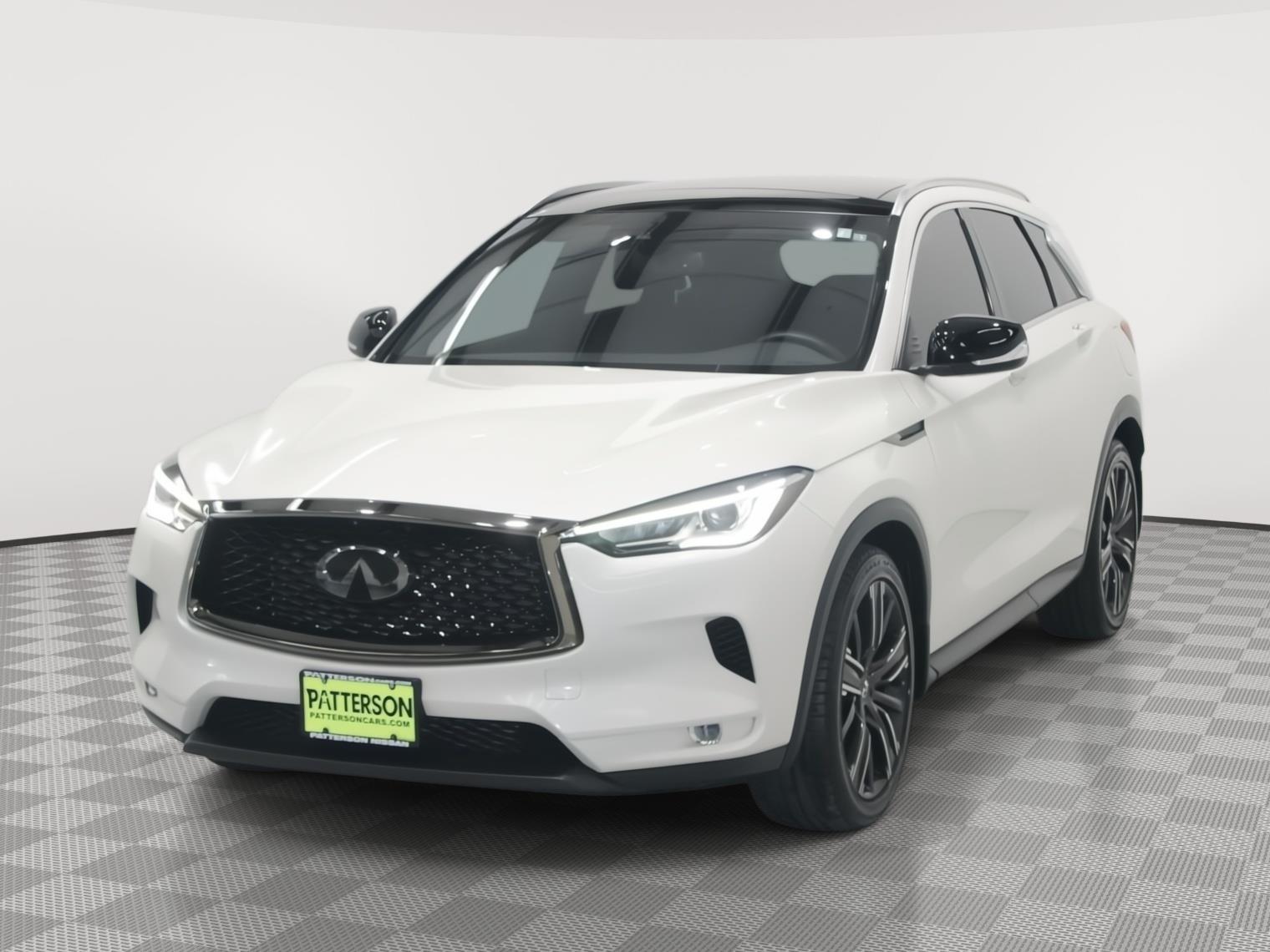 2016 Infiniti QX70 Base photo 28
