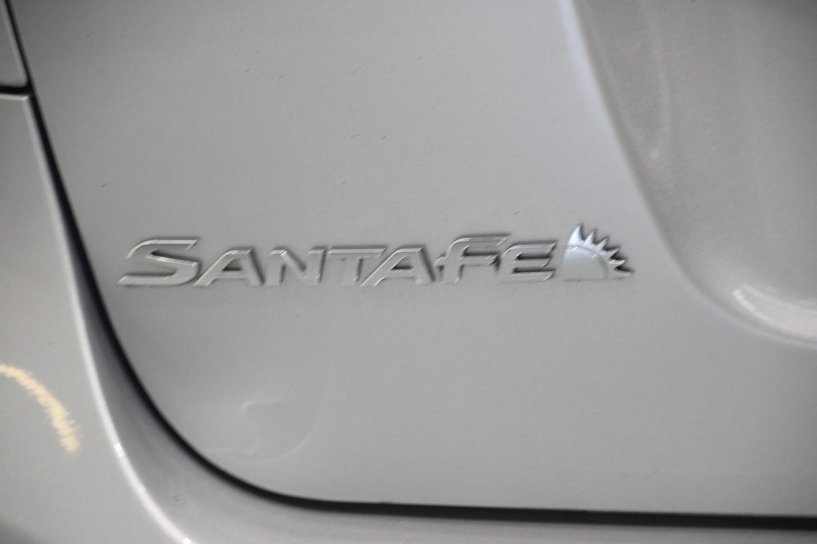 2025 Hyundai Santa Fe SEL photo 29