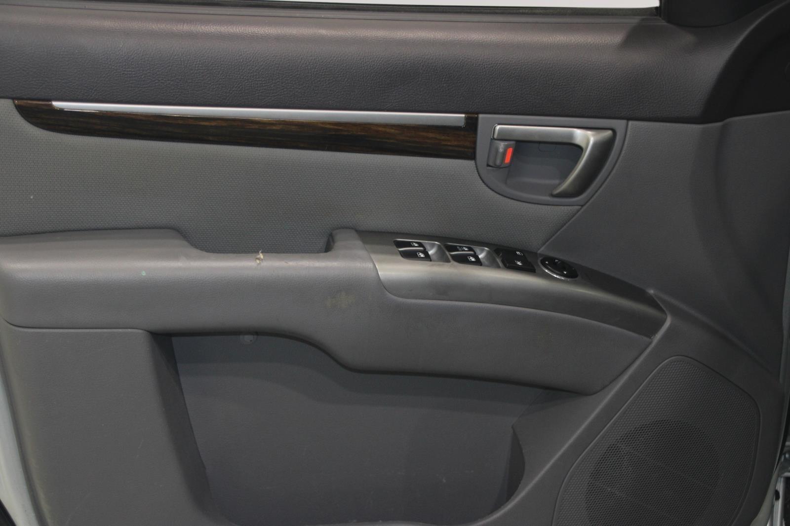 2025 Hyundai Santa Fe SEL photo 37