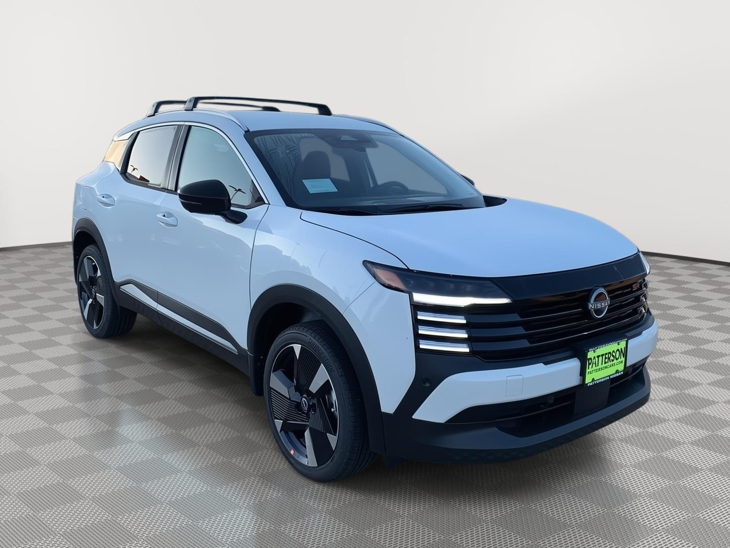 2026 Nissan KICKS SR's photo