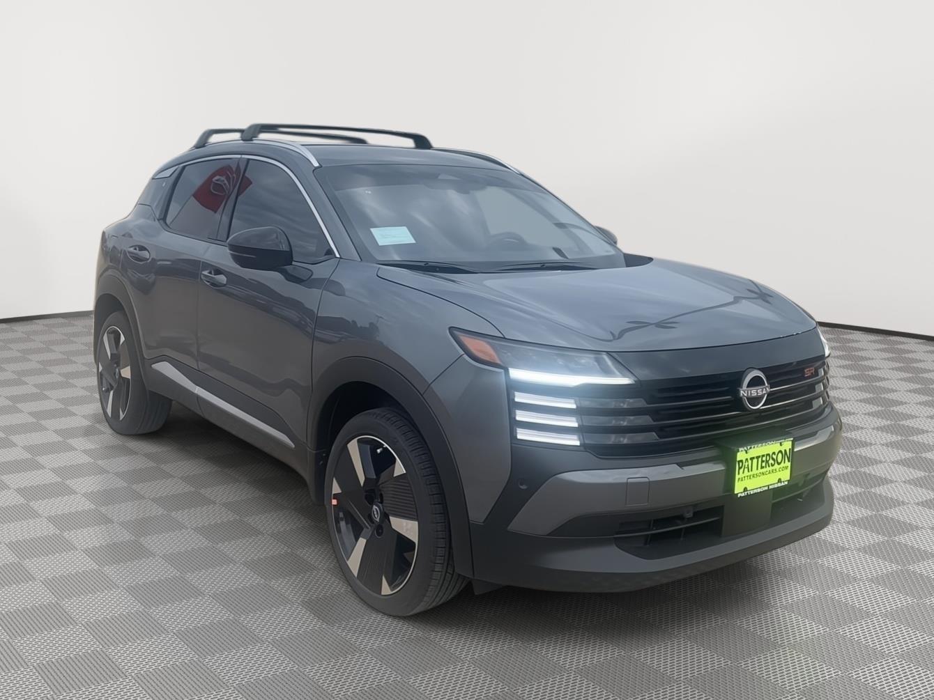 2026 Nissan KICKS SR's photo