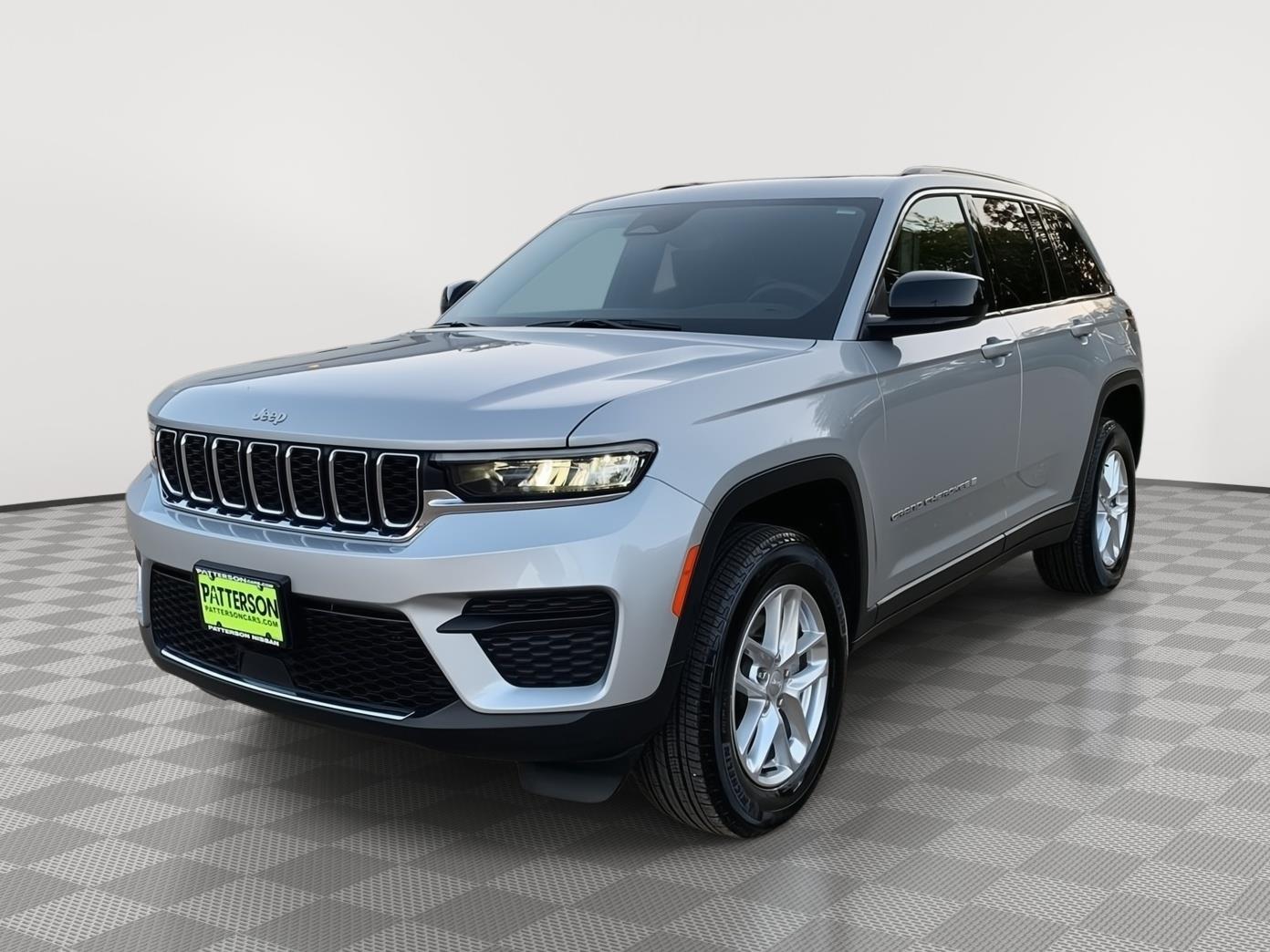 2024 Jeep Grand Cherokee Laredo X photo 4