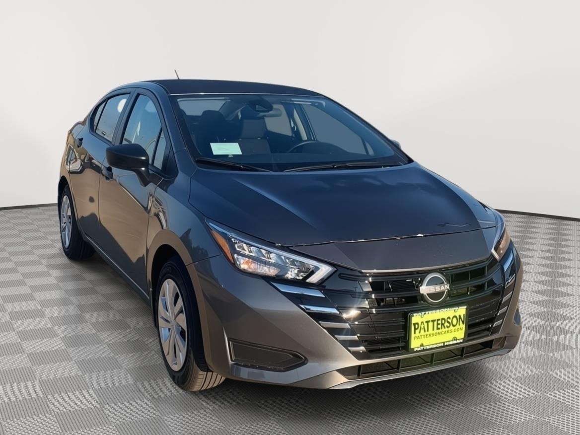 2025 Nissan Versa Sedan S's photo