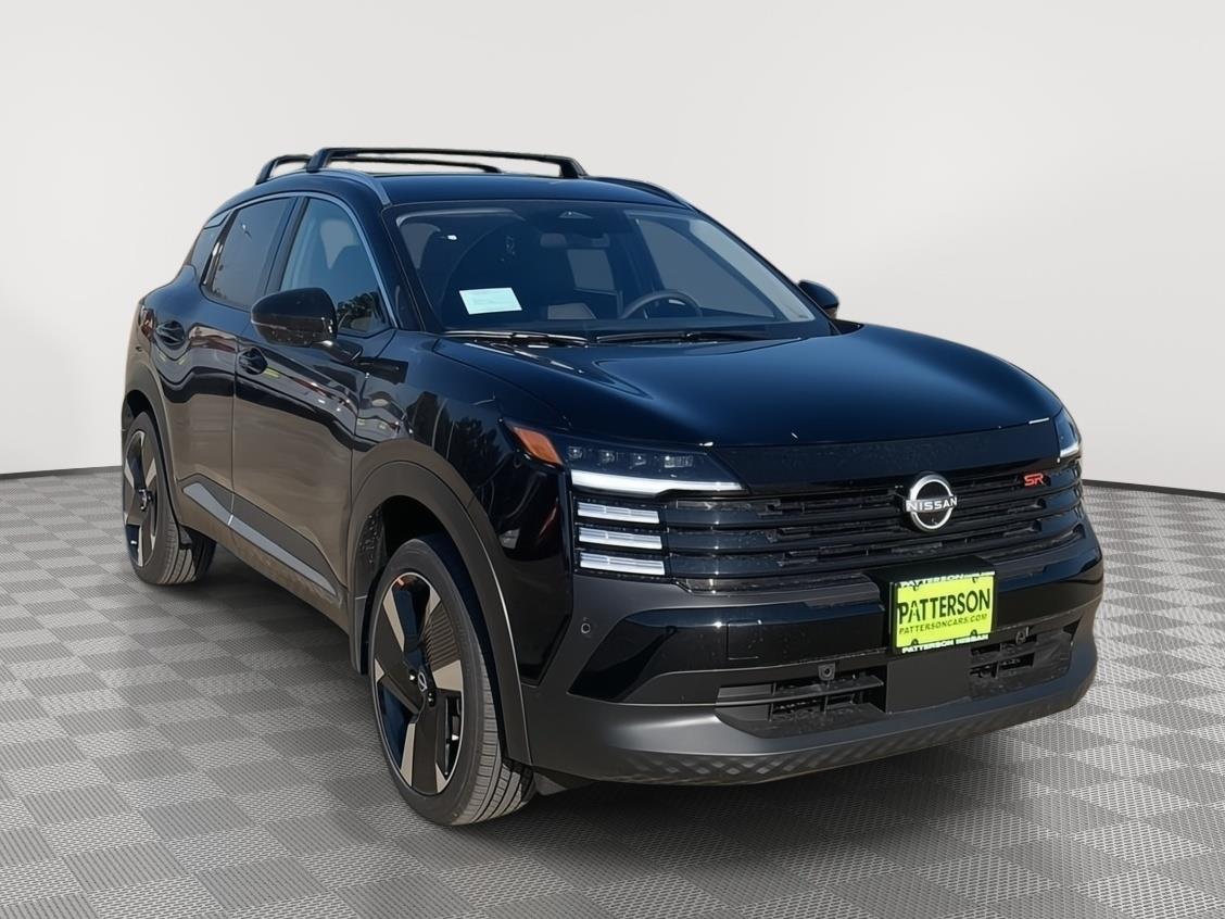 2026 Nissan KICKS SR AWD's photo