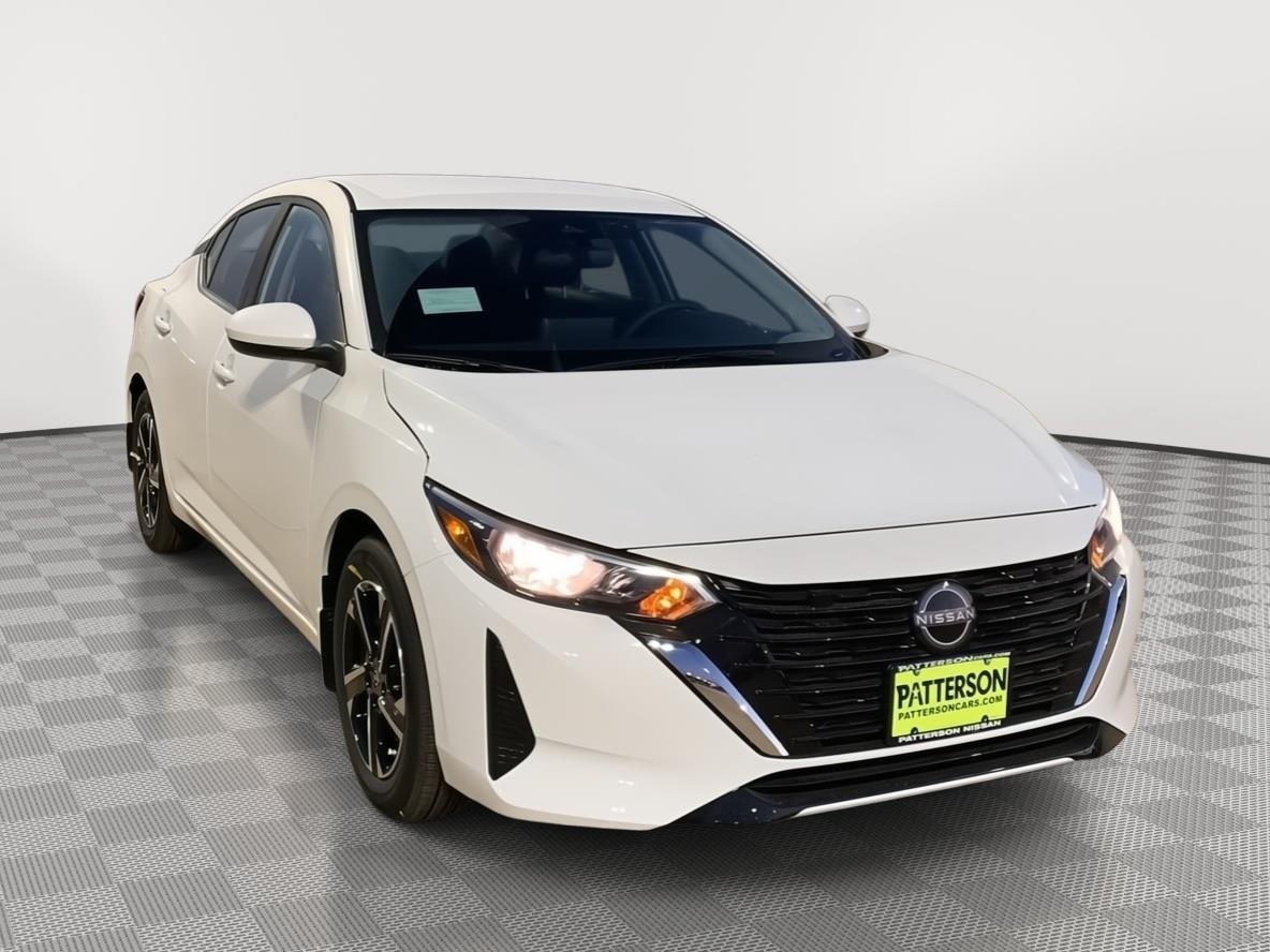 2025 Nissan Sentra SV's photo