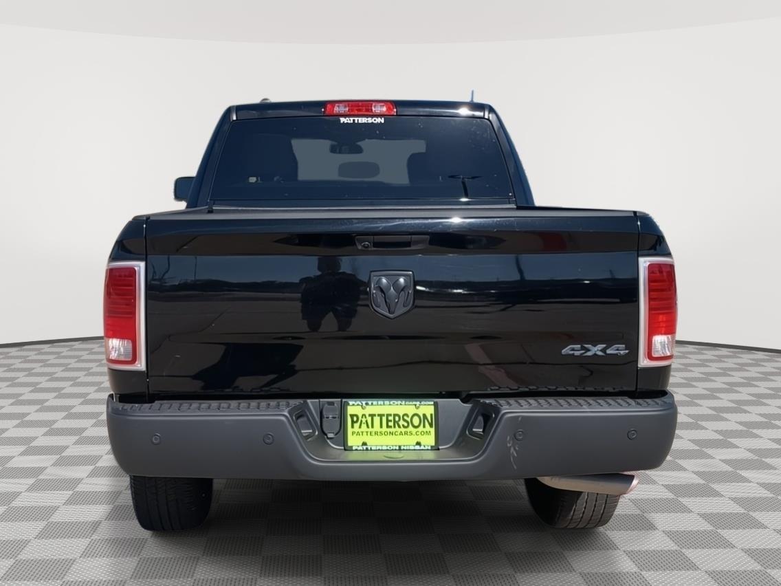 2024 Ram 1500 Classic Warlock photo 3