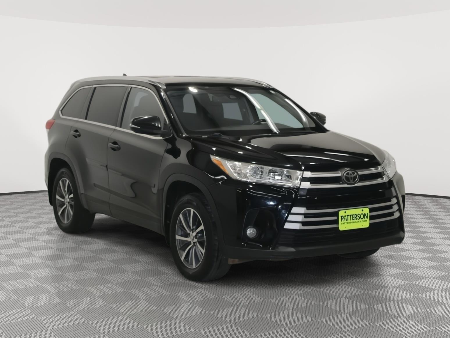 2017 Toyota Highlander XLE's photo