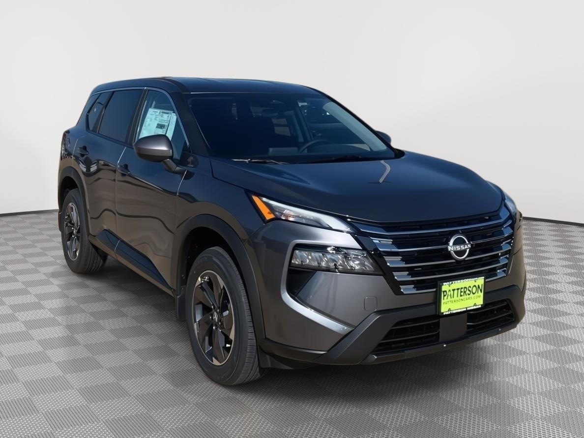 2026 Nissan Rogue SV's photo