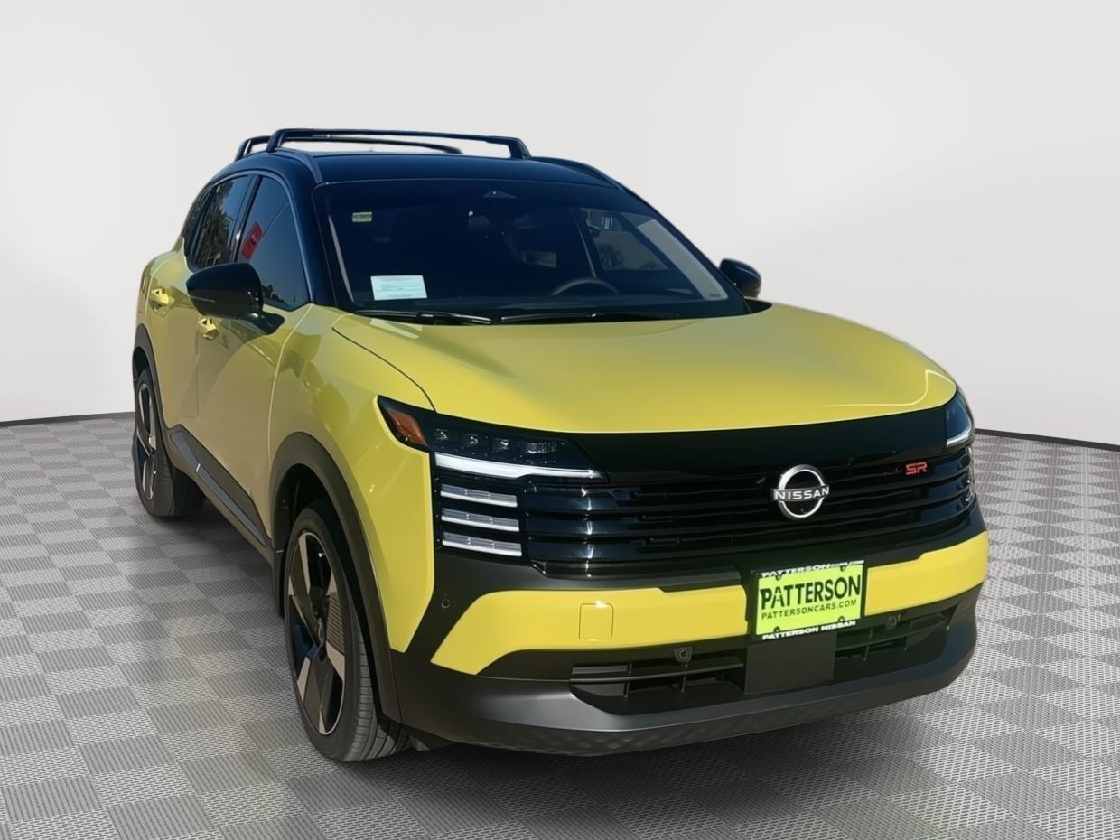 2026 Nissan KICKS SR AWD's photo