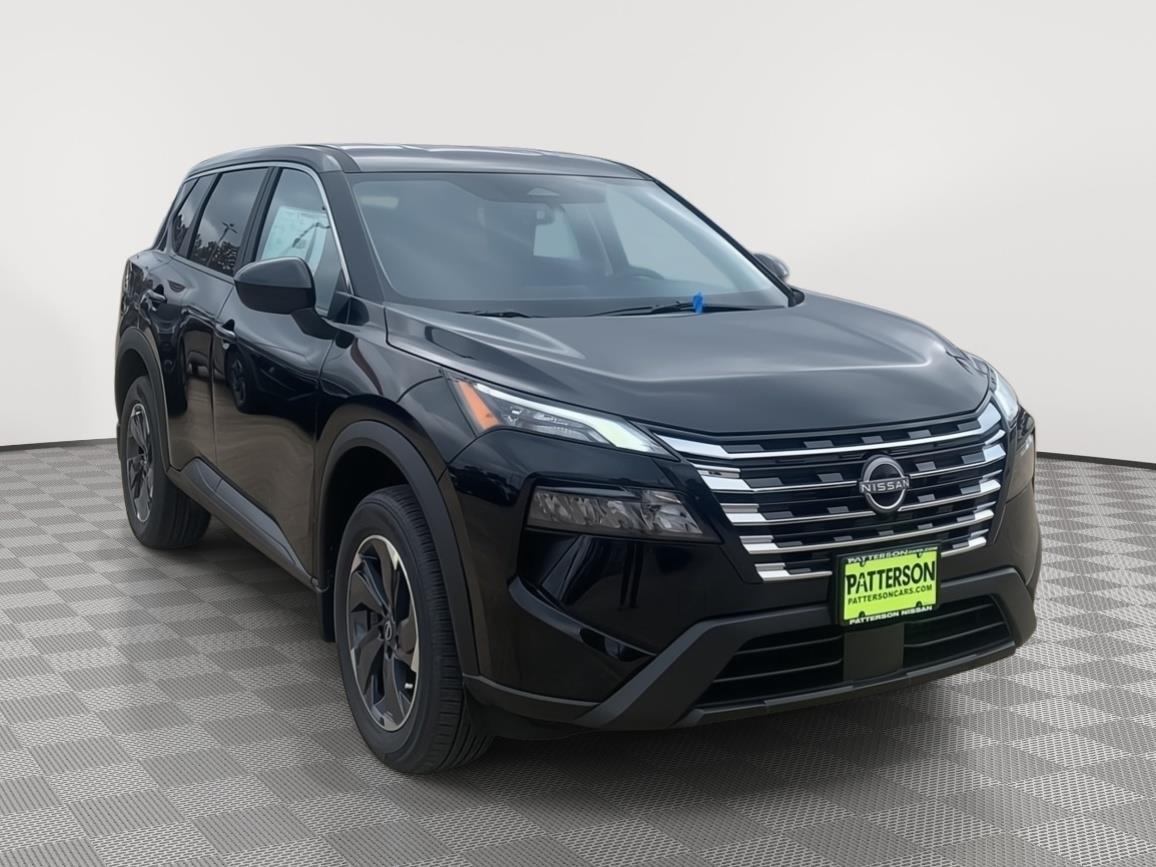 2026 Nissan Rogue SV's photo
