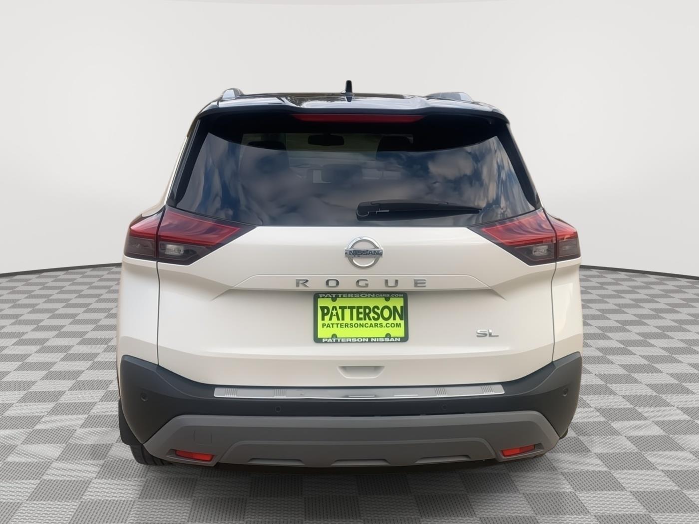 2022 Ram 1500 Classic SLT photo 2