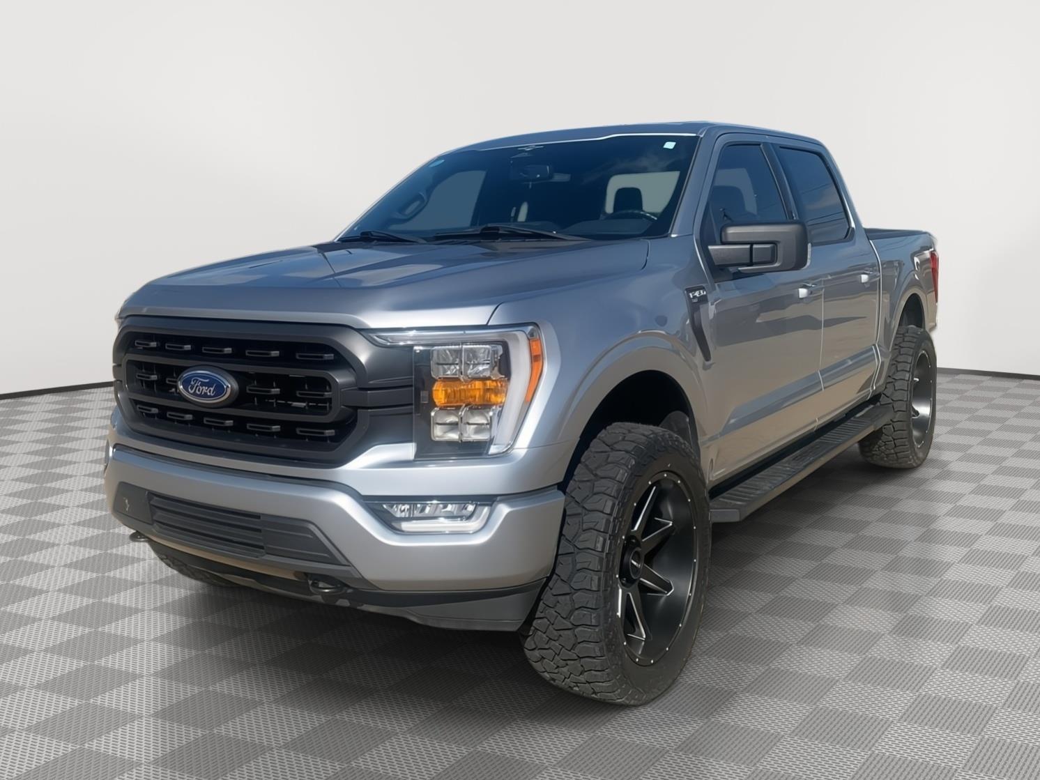 2023 Ford F-150 XLT photo 4
