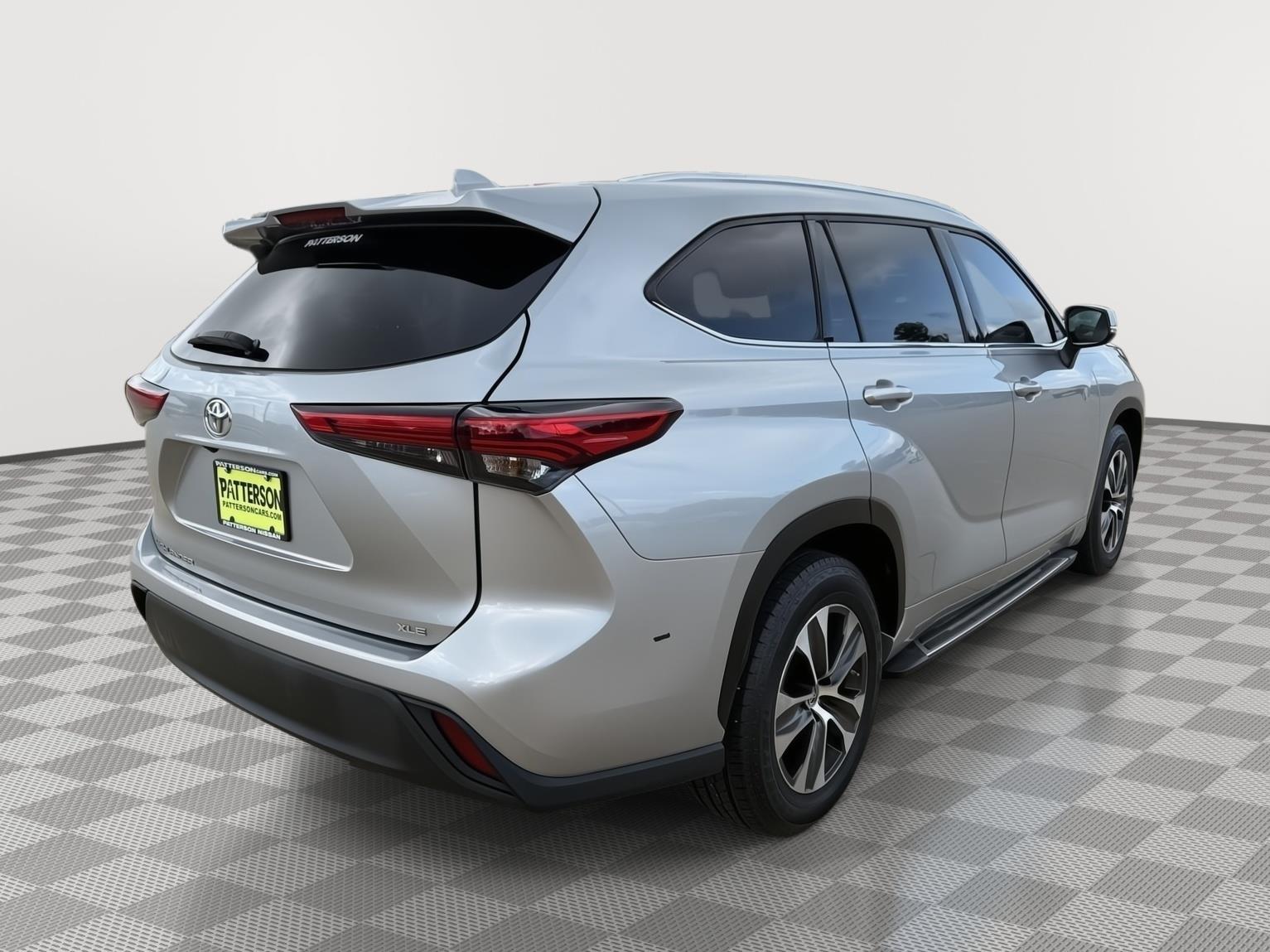 2023 Toyota Corolla Hybrid SE photo 11