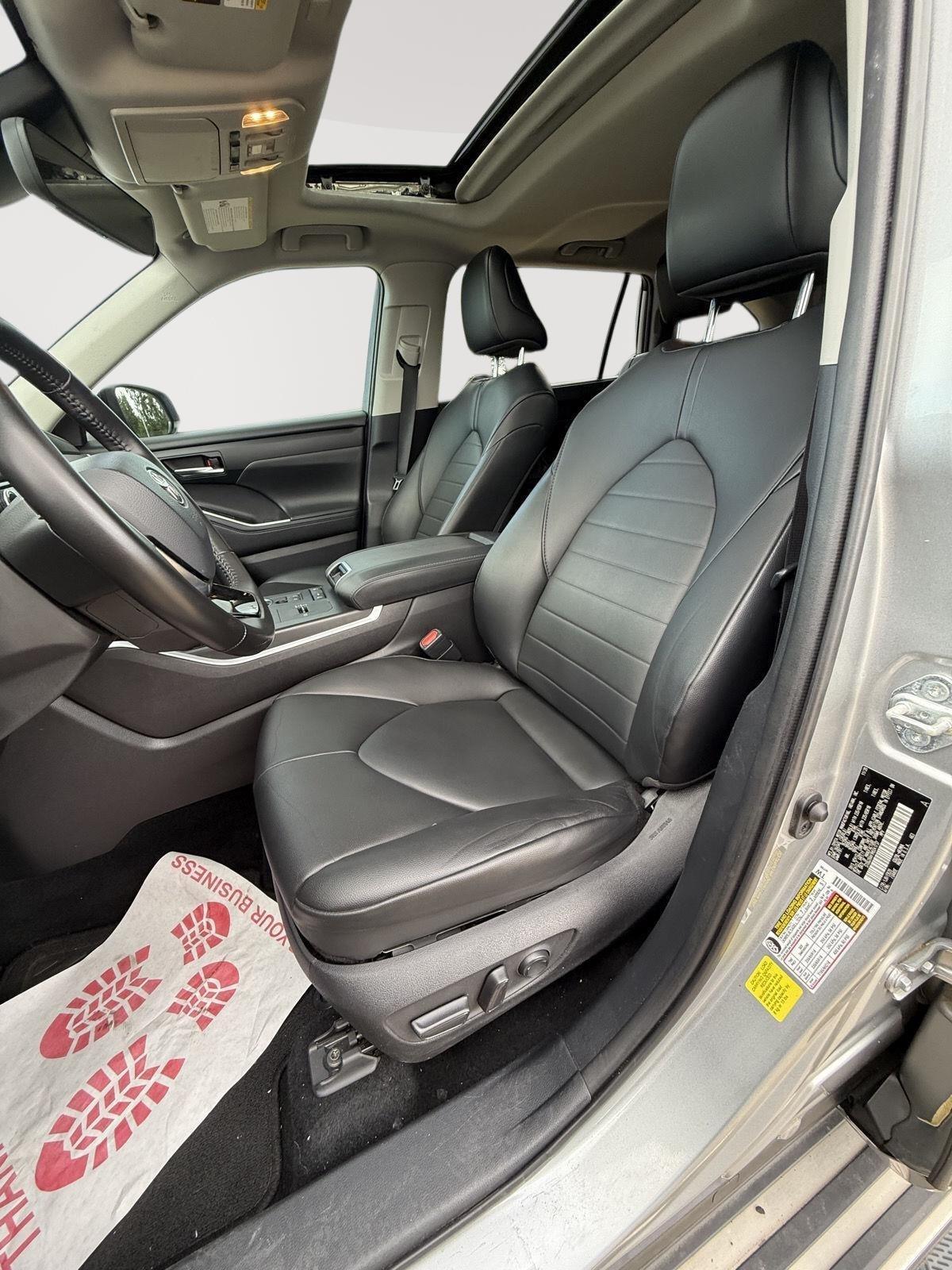 2023 Toyota Corolla Hybrid SE photo 15
