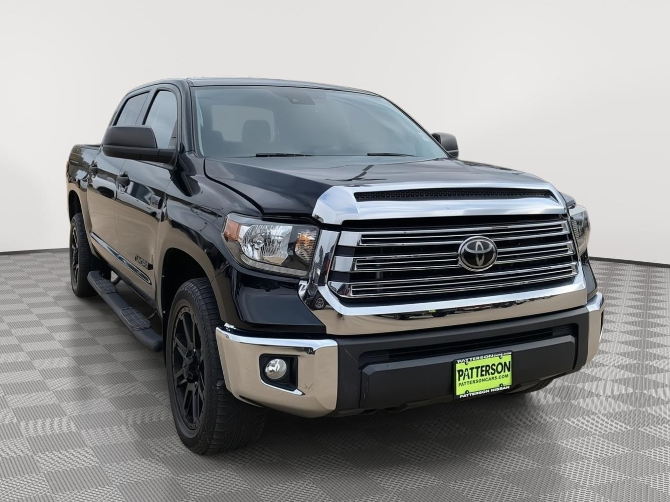 2020 Toyota Tundra SR5's photo