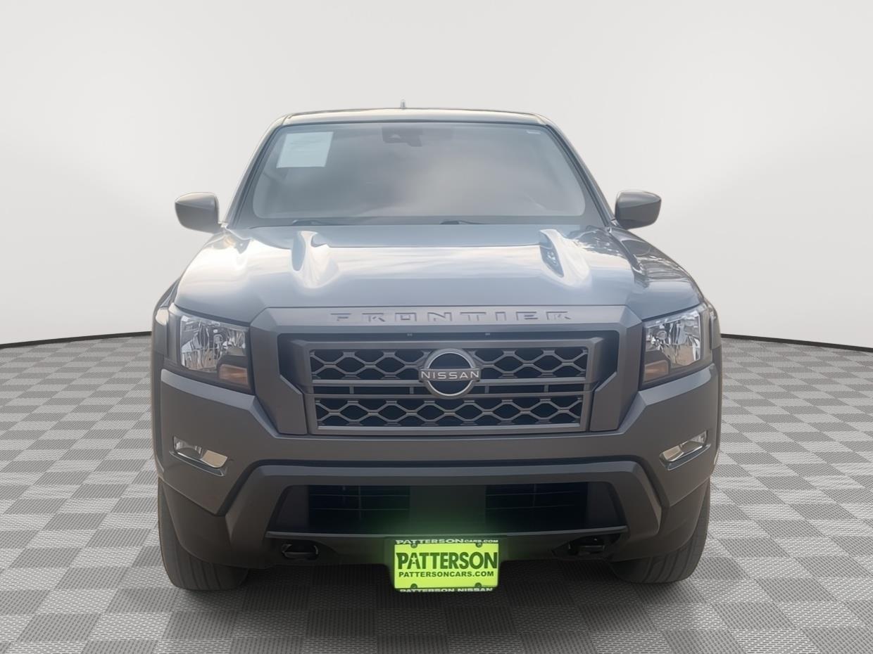 2024 Nissan Frontier SV photo 3